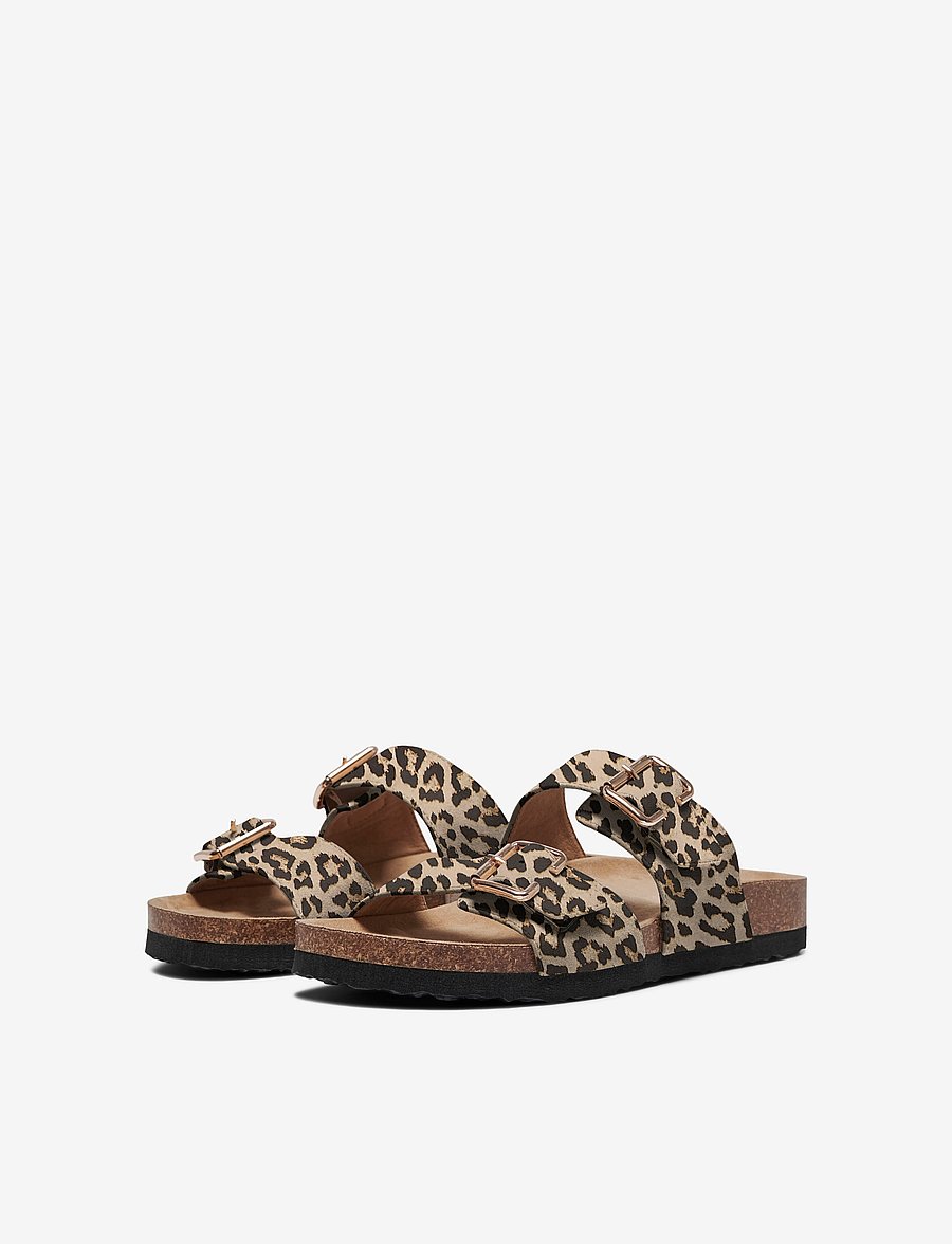ONLY - ONLMAXI-13 LEO STRAP BUCKLE SANDAL - flache sandalen - beige - 4