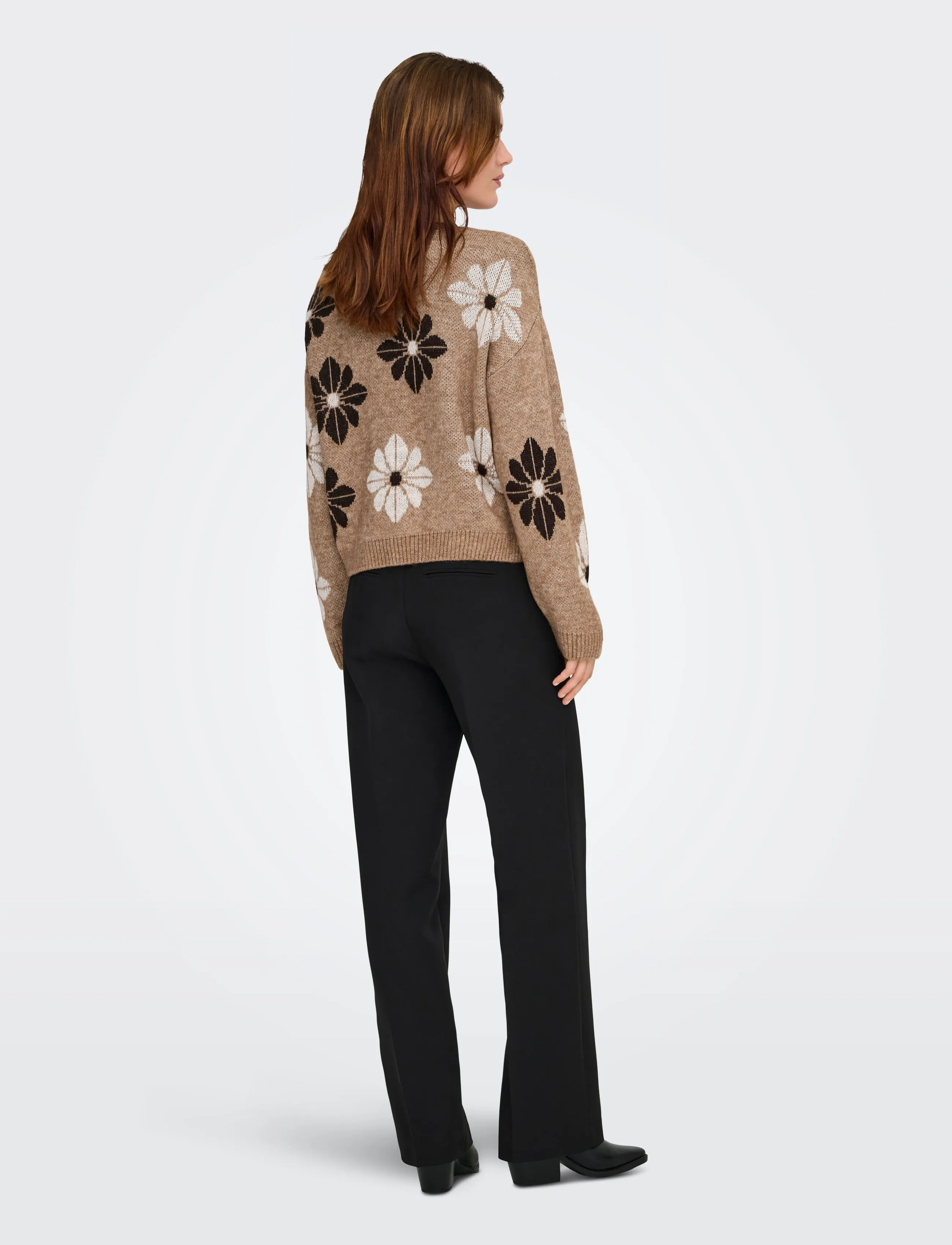 ONLY - ONLFREESIA LS FLOWER O-NECK RP KNT - pullover - toasted coconut - 3