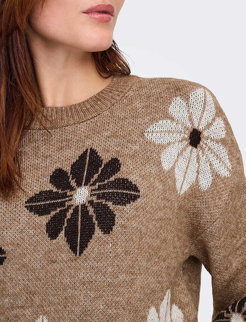 ONLY - ONLFREESIA LS FLOWER O-NECK KNT NOOS - sviitrid - toasted coconut - 5