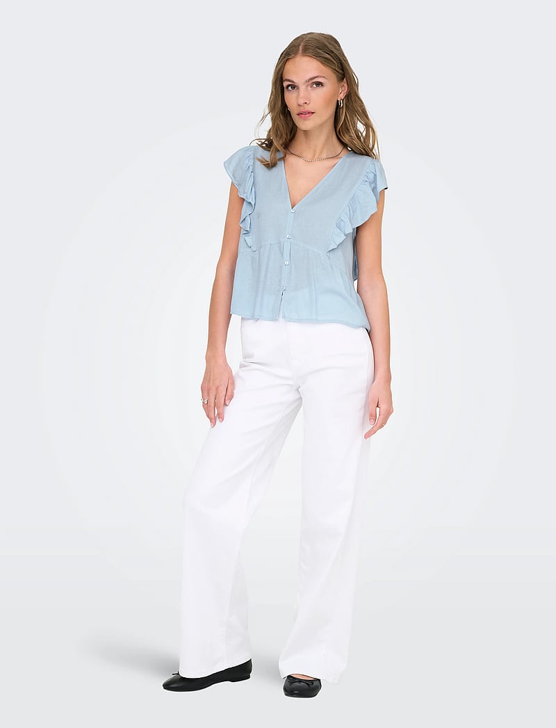 ONLY - ONLRIAN FLONCE S/S TOP WVN - kortærmede bluser - cashmere blue - 4