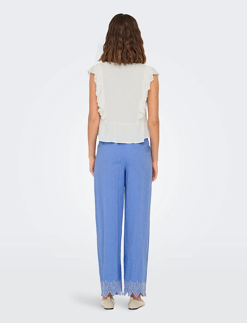 ONLY - ONLRIAN FLONCE S/S TOP WVN - kortærmede bluser - cloud dancer - 3