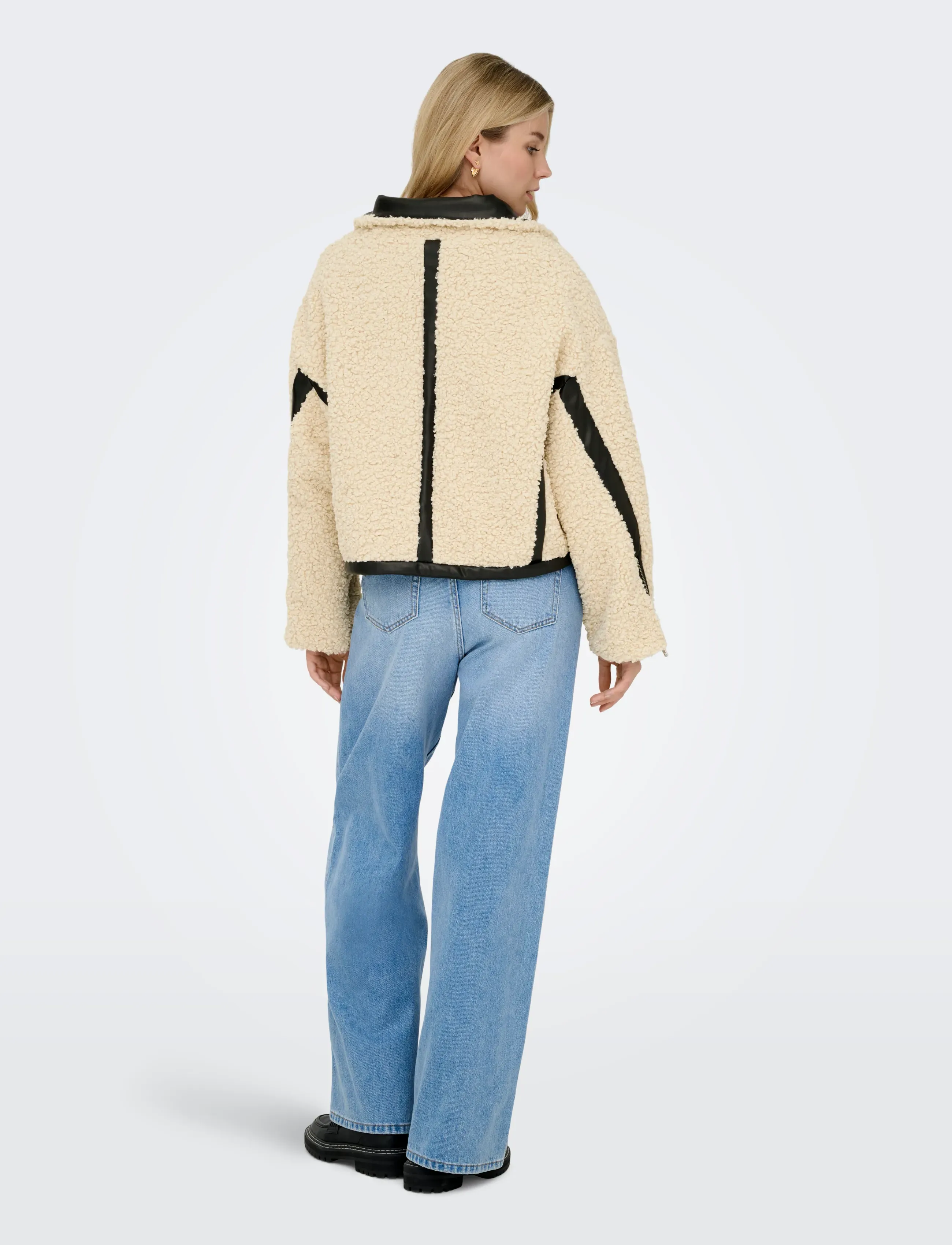 Onlpatti Life Teddy Short Jacket Cc Otw 2