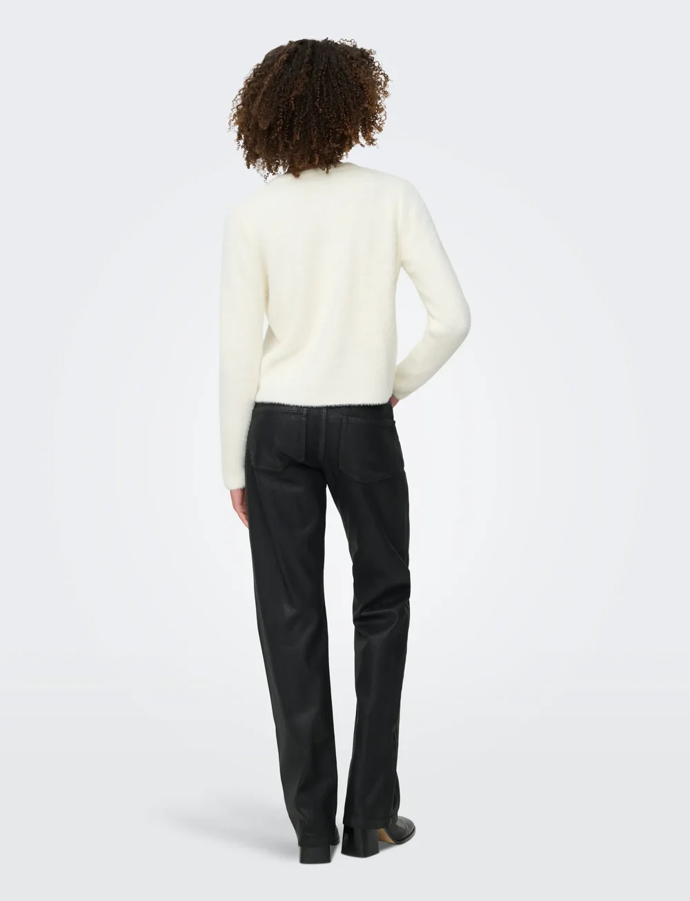 ONLY - ONLPETRA LS PEARL O-NECK CARDI CC KNT - gilets - cloud dancer - 3