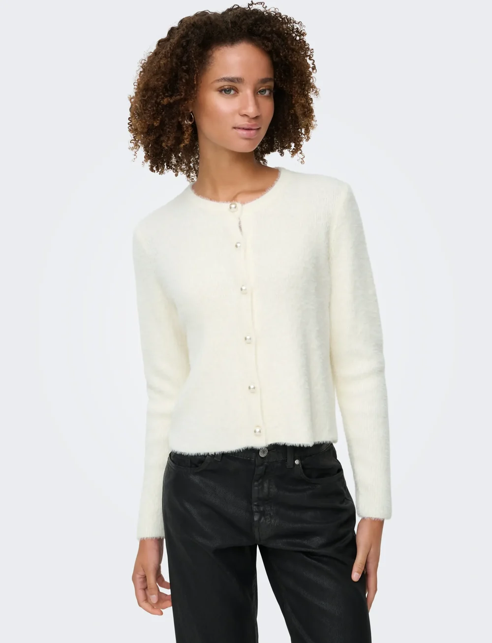 ONLY - ONLPETRA LS PEARL O-NECK CARDI CC KNT - gilets - cloud dancer - 4