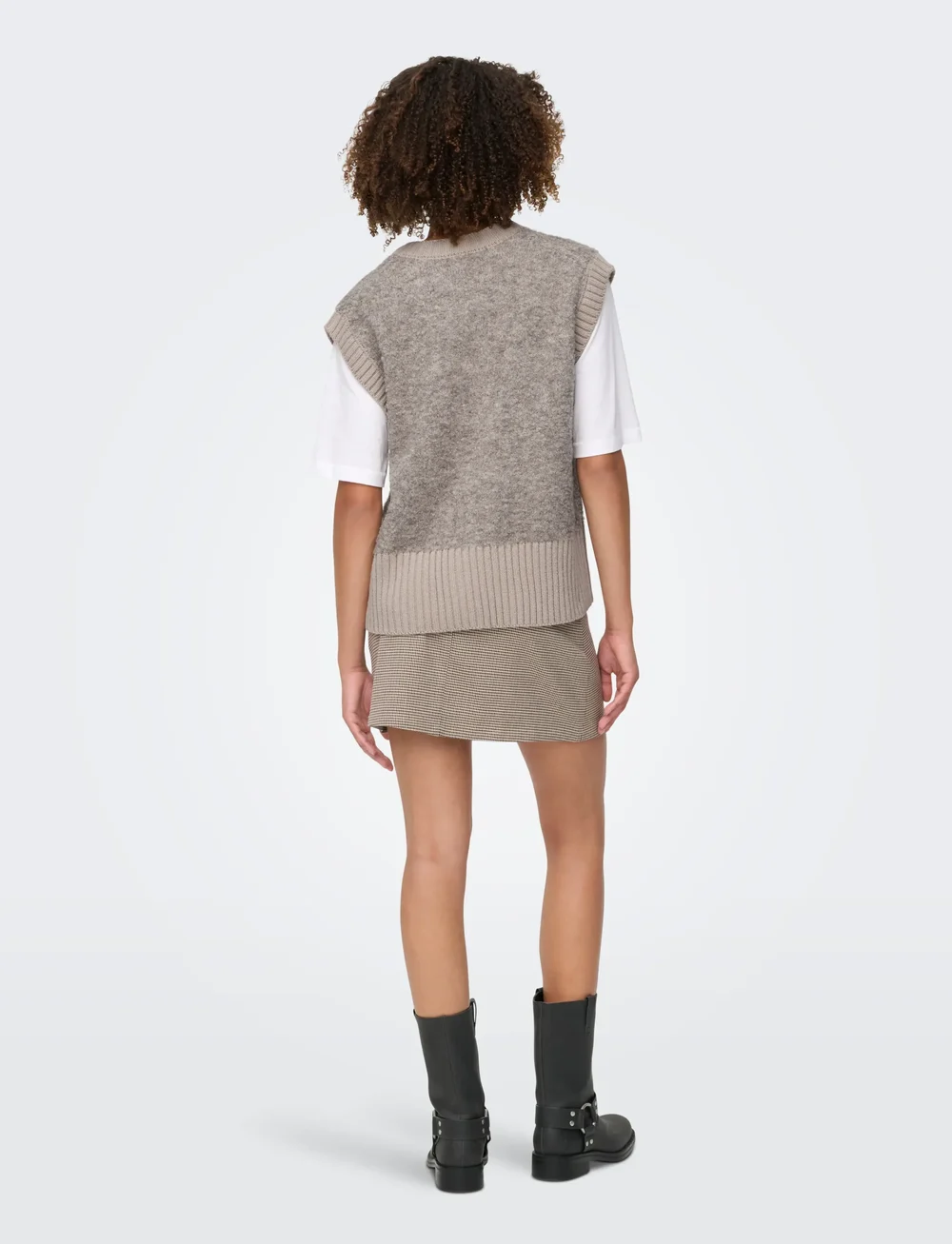 ONLY - ONLCILLE SL VEST CC KNT - stickade västar - string - 3