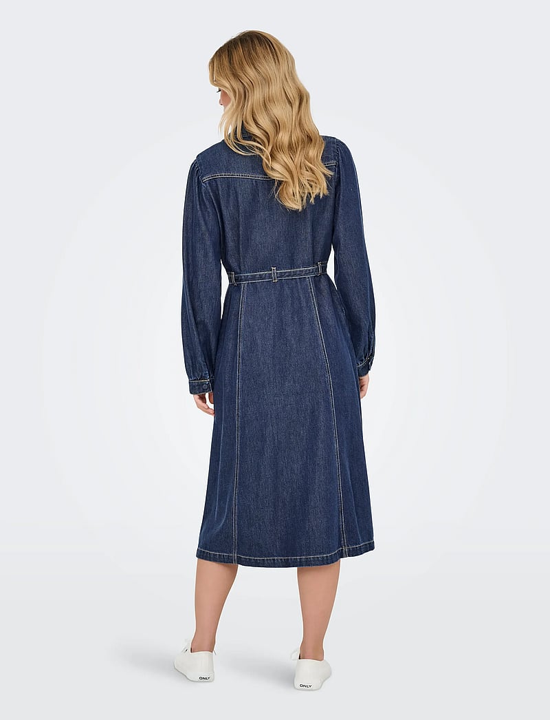 ONLY - ONLJULIE LS DNM DRESS QYT - marškinių tipo suknelės - dark blue denim - 3