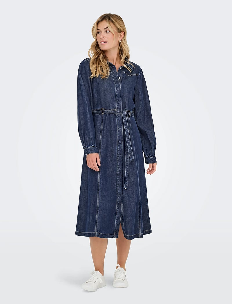 ONLY - ONLJULIE LS DNM DRESS QYT - marškinių tipo suknelės - dark blue denim - 5