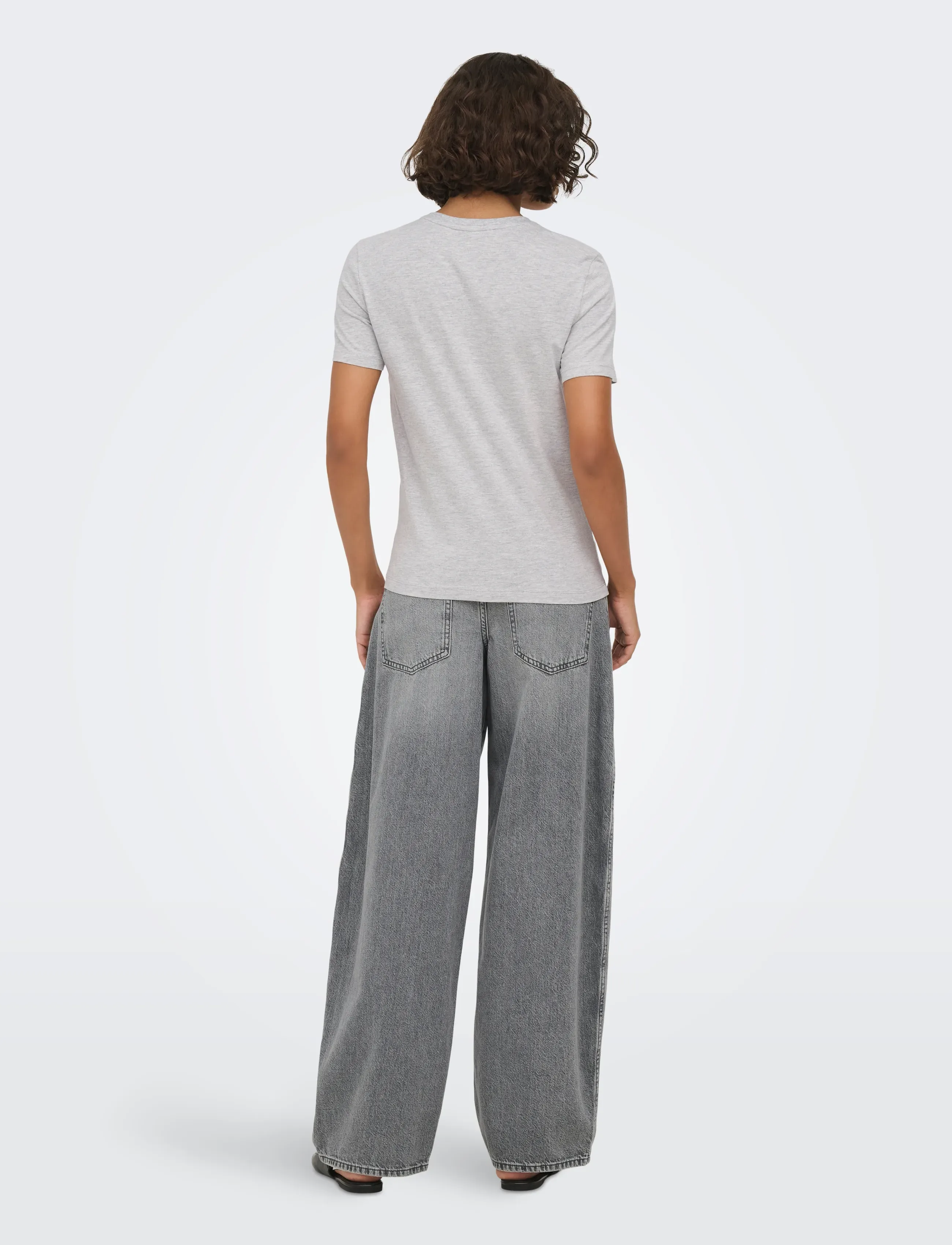 ONLY - ONLBARIA REG S/S TOP BOX JRS - t-shirts - light grey melange - 3