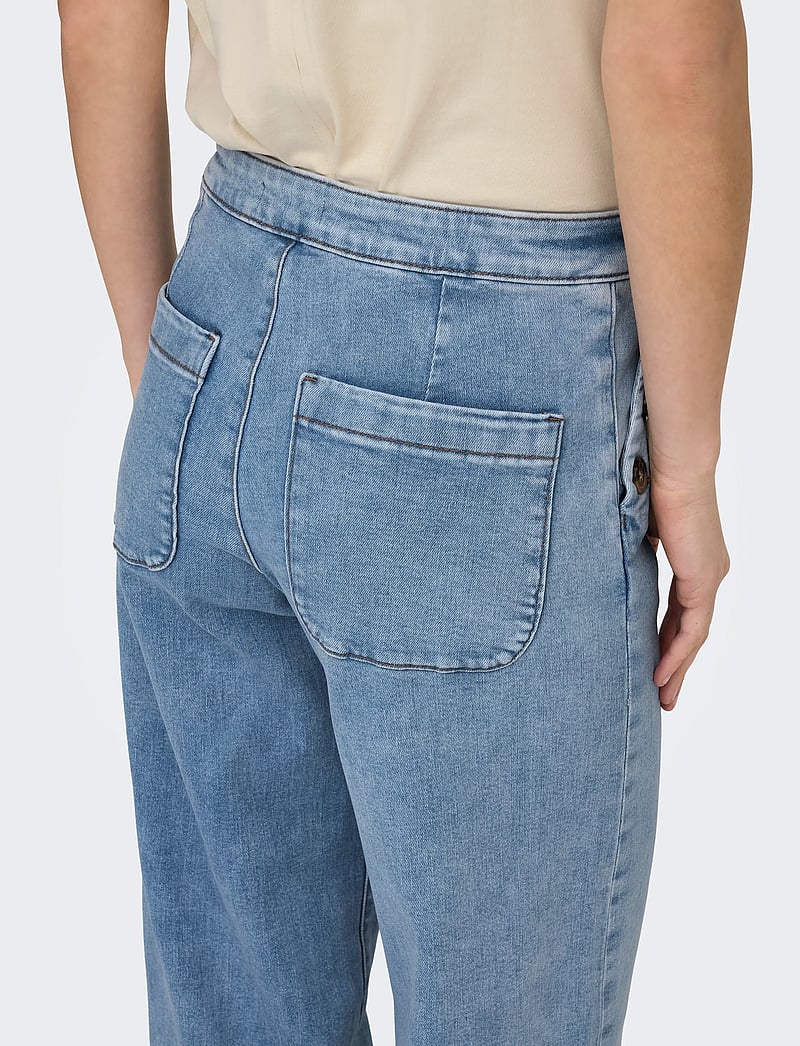 ONLY - ONLMADISON HW BUTTON WIDE DNM GEN223NOOS - brede jeans - light blue denim - 5