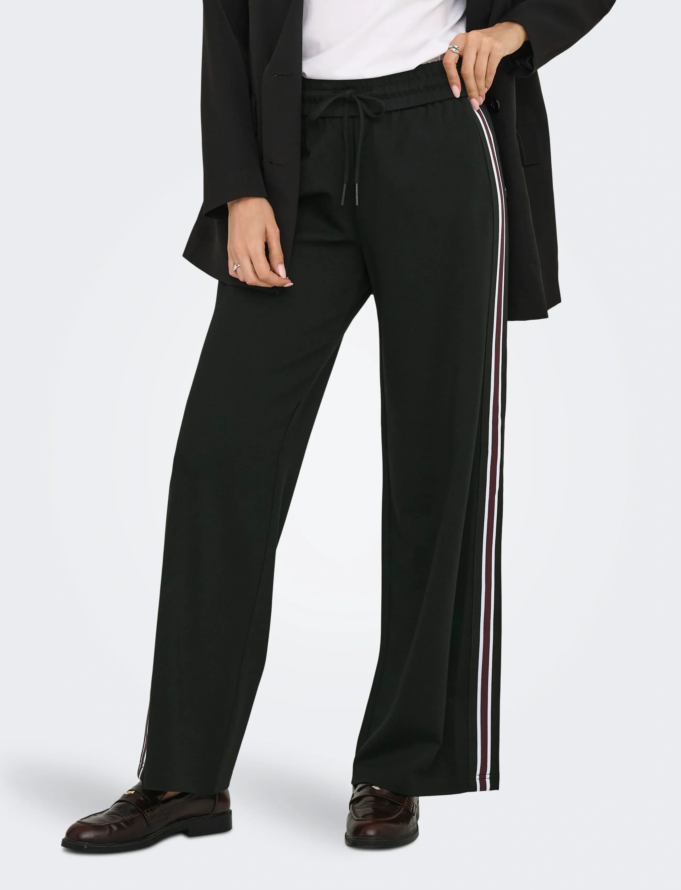 ONLY Onlpoptrash-Tadia Mw X-Wide Tape Pnt, M x 32, Trousers, Schwarz - Wide Leg, Frauen