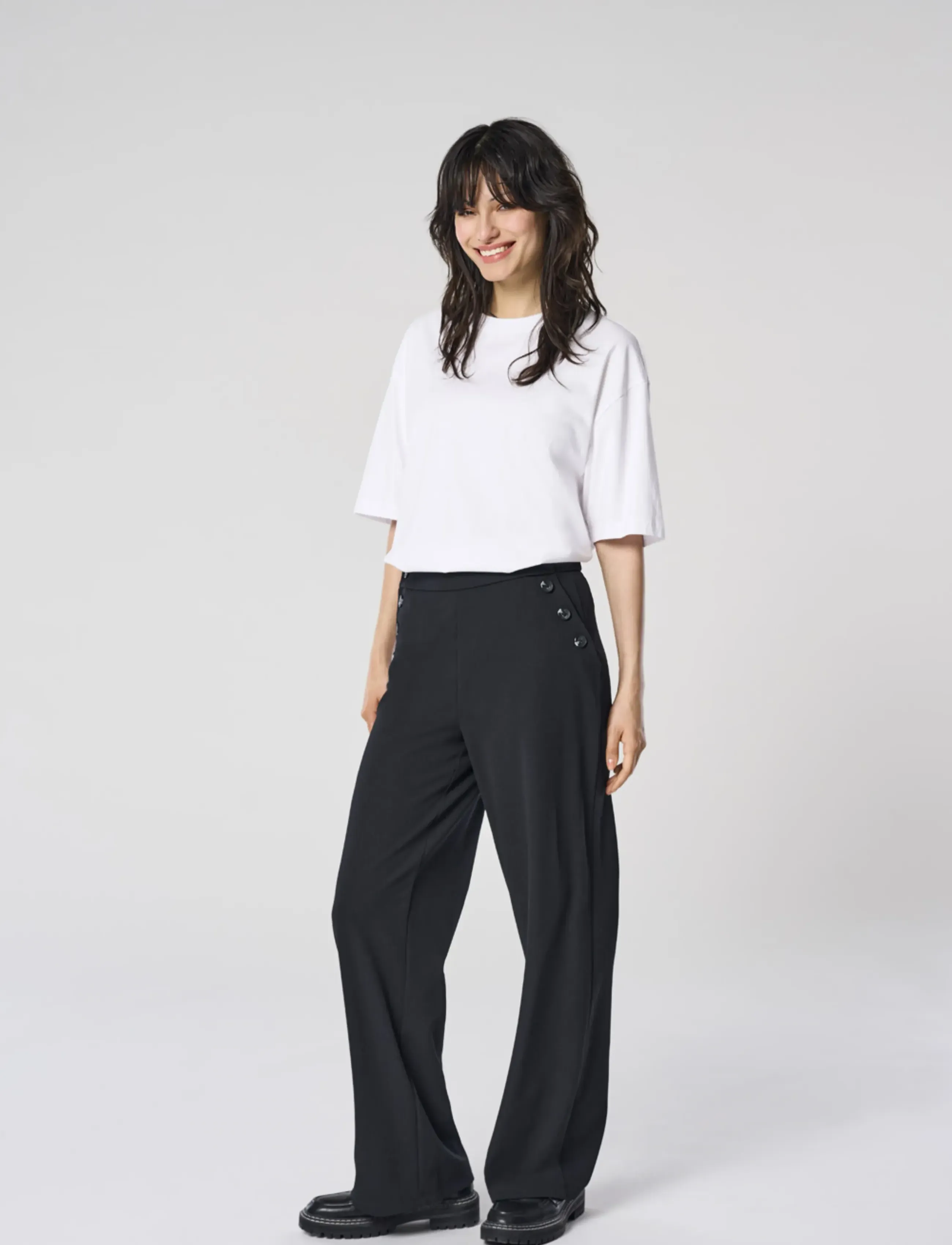 ONLY Onlrina Life Button Pant Jrs Noos, S x 32, Trousers, Schwarz - Straight Leg, Frauen