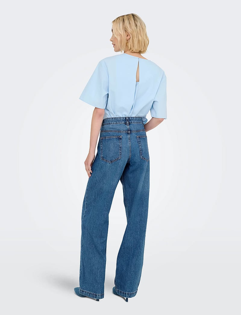 ONLY - ONLMAGDEBURG REG WIDE DNM PIM512 MOCH - hosen mit weitem bein - medium blue denim - 3