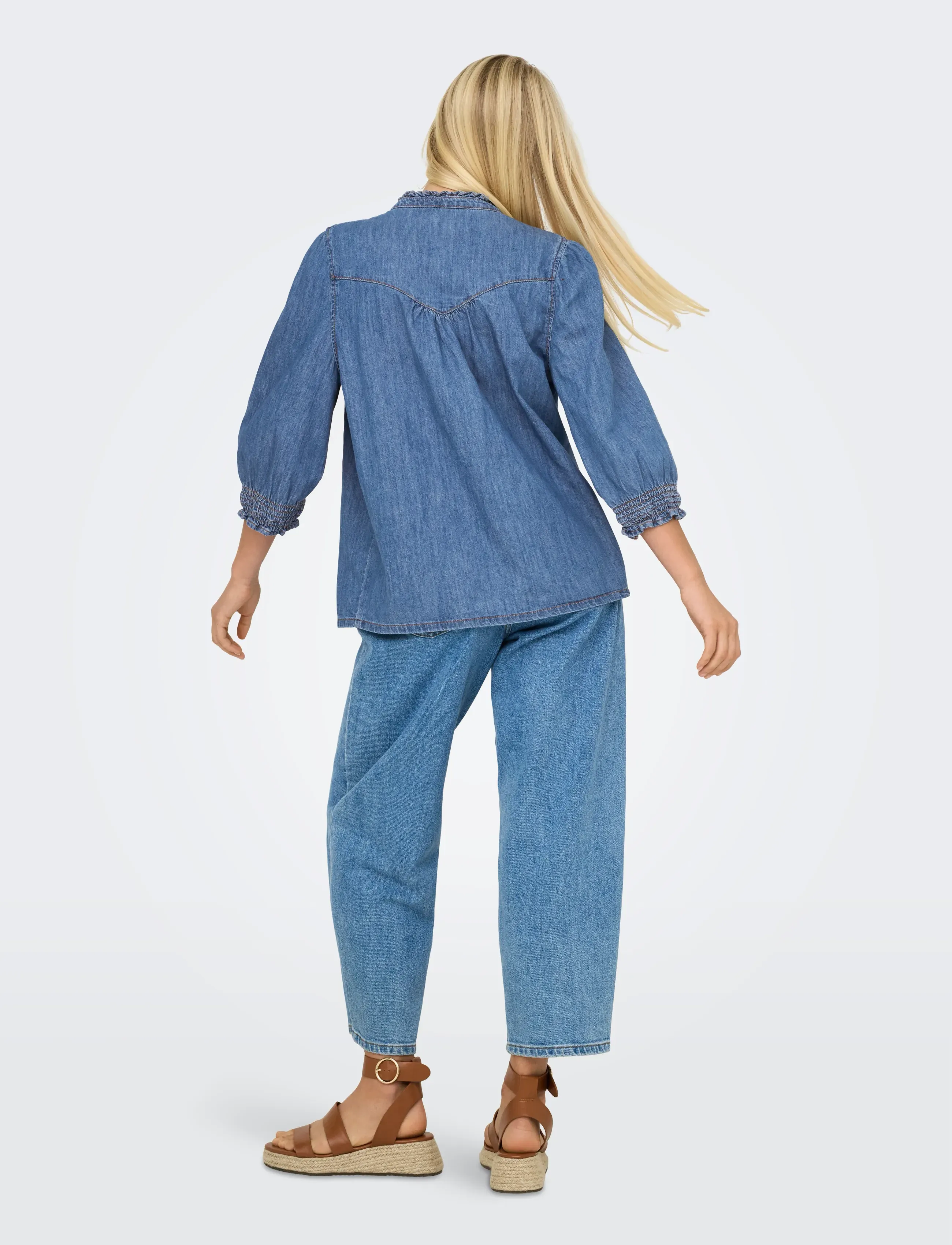 ONLY - ONLRAYA 3/4 SHIRT DNM AKM NOOS - denimskjorter - medium blue denim - 3