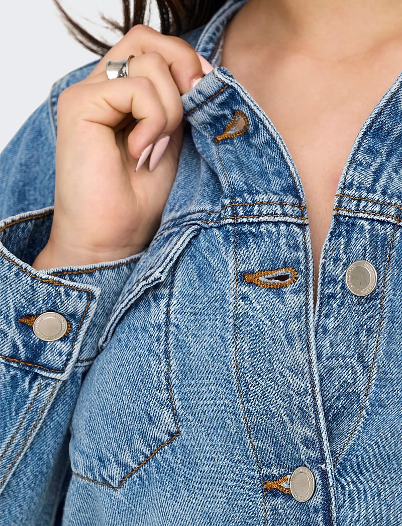 ONLY - ONLMINNIE NO COLLAR BELT DENM DRESS - overhemdjurken - light blue denim - 5