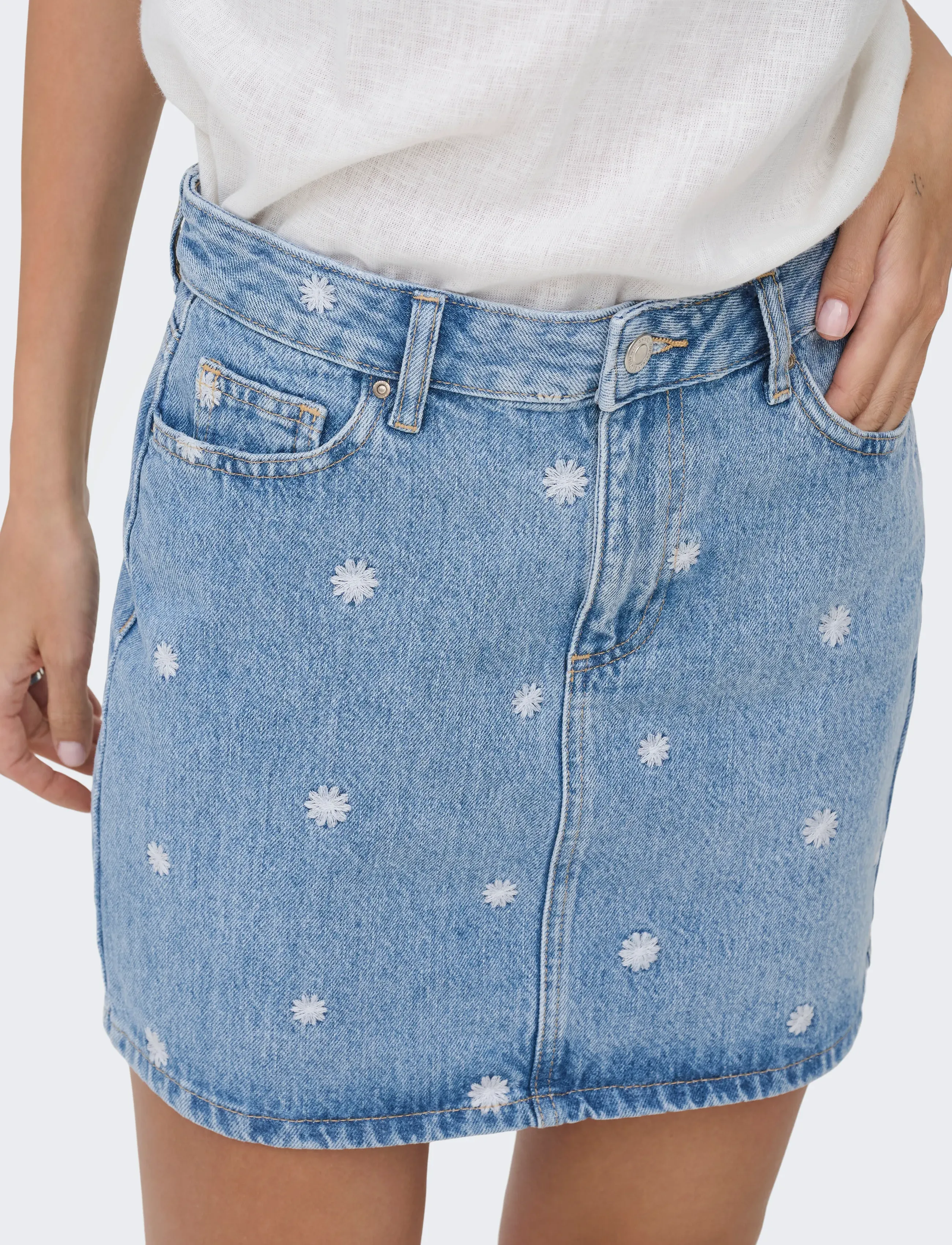 ONLY Onlstella Daisy Short Skirt Dnm Noos jeanskjolar dam – bild 6