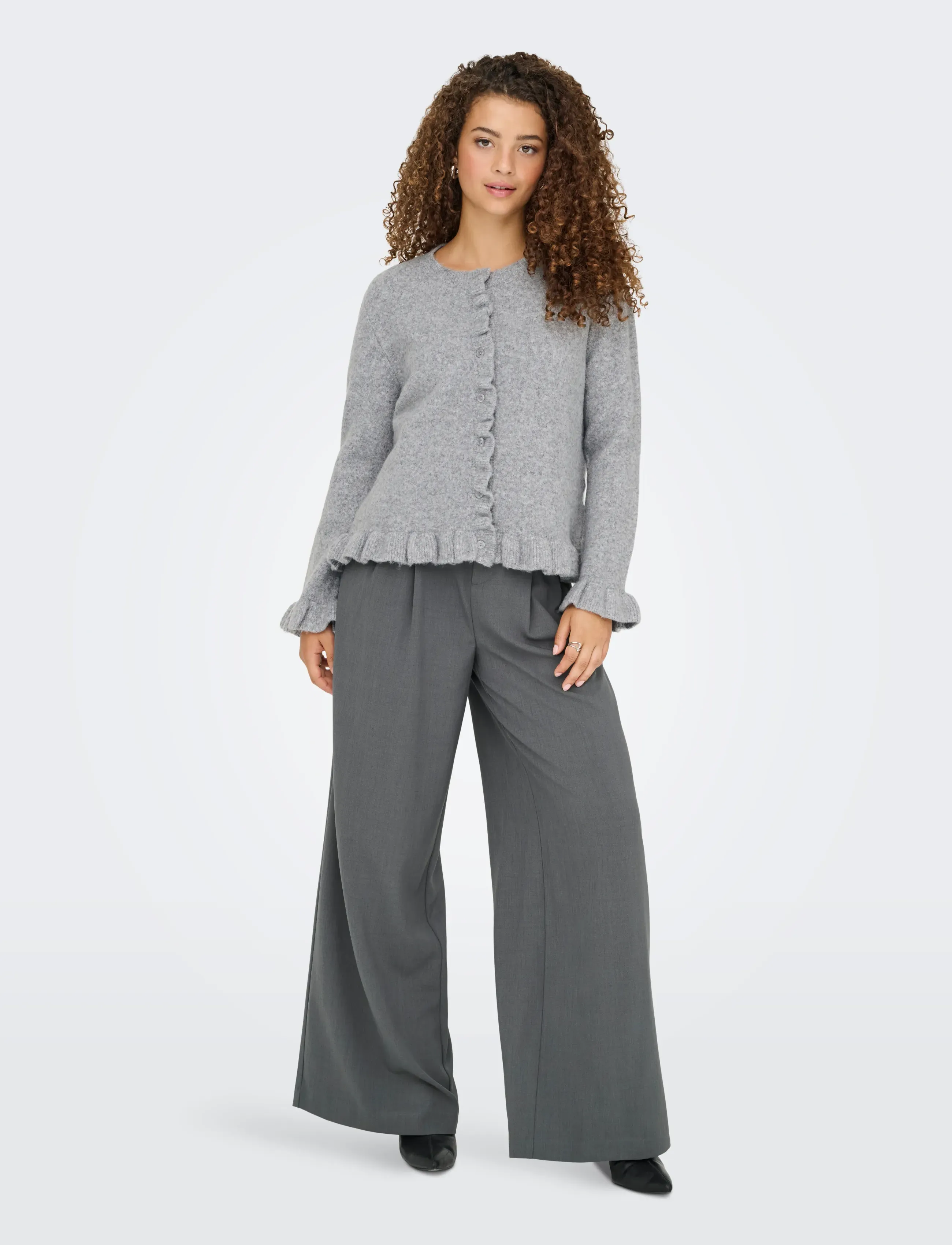 ONLY Onlrima Life Ls Fril Butto Cardi Cs Knt, S, Knitwear, Grau - Cardigans, Frauen