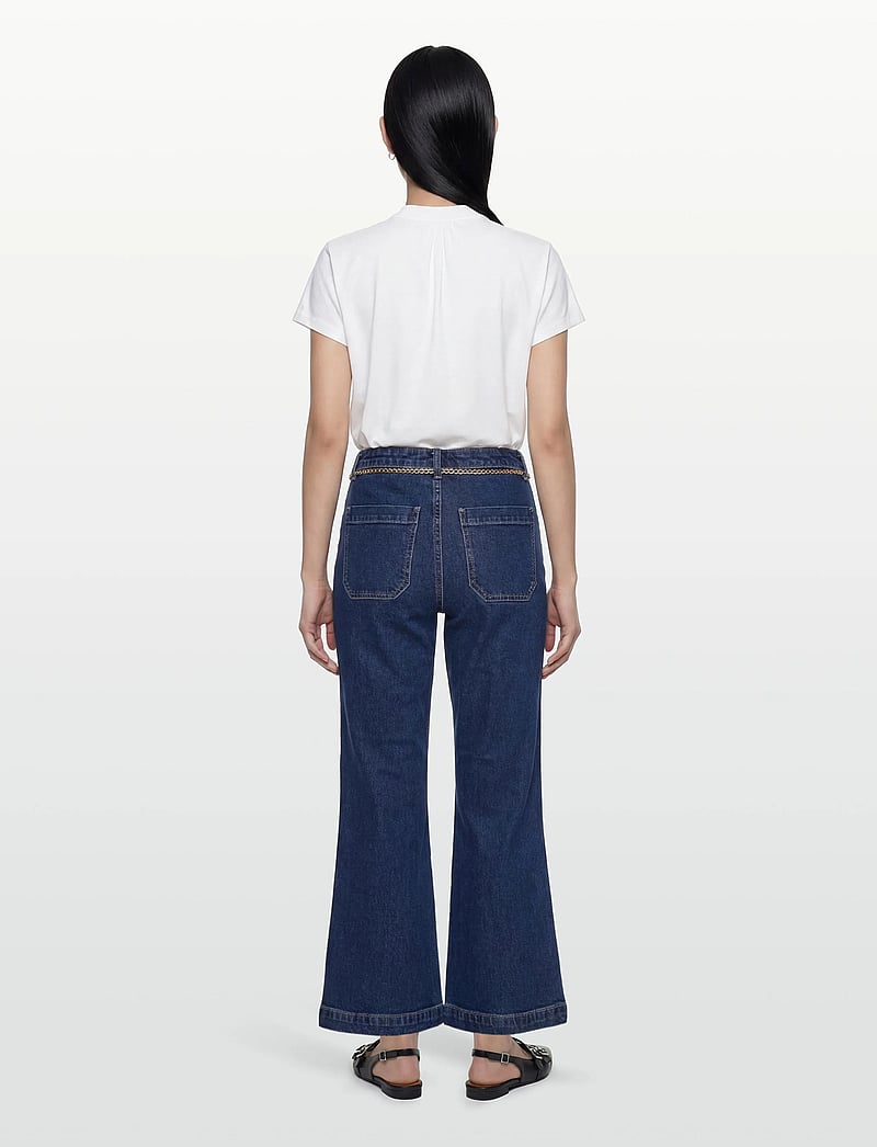 ONLY - ONLEMILY HW CROP FLARE BELT DNM MAE - Útvíðar gallabuxur - medium blue denim - 4