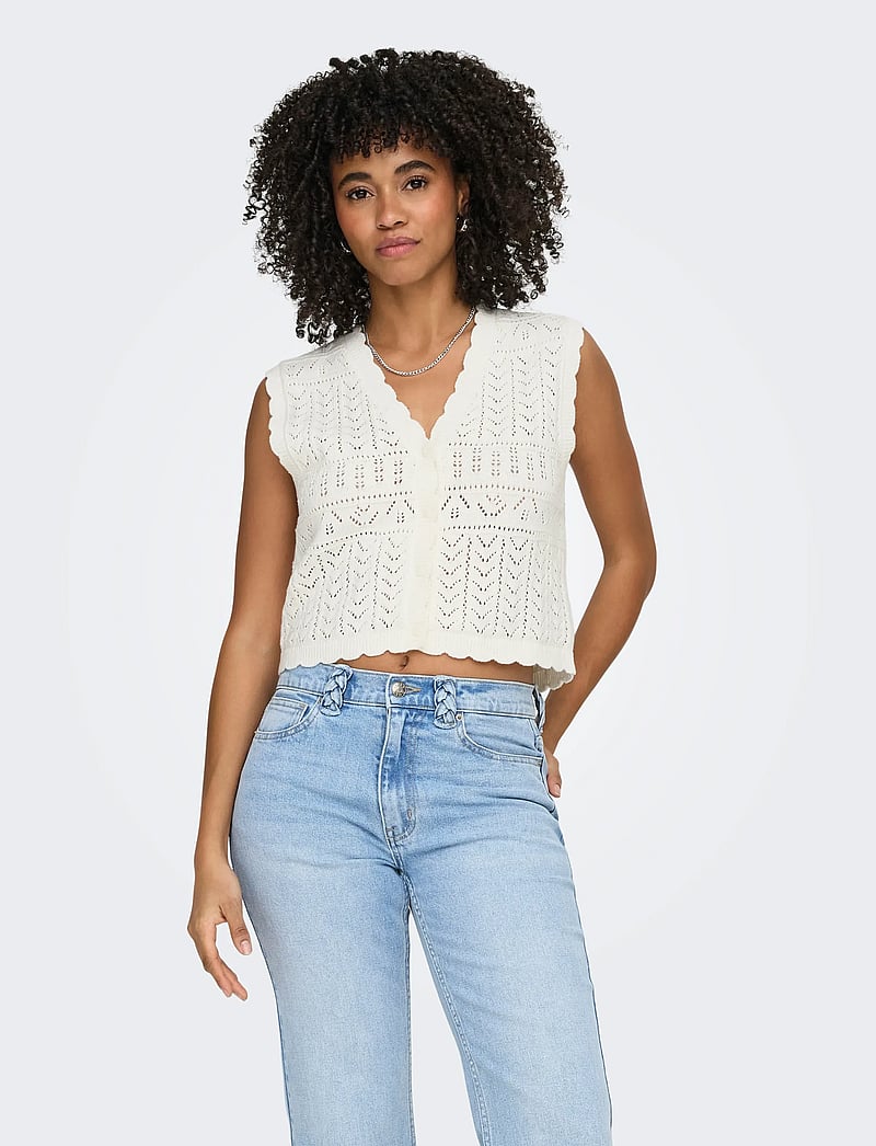 ONLY - ONLIRINA V-NECK BUTTON VEST KNT NOOS - kootud vestid - cloud dancer - 0