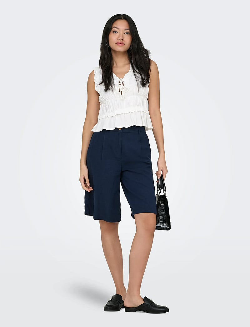 ONLY - ONLGOA HW LINEN BL LONG SHORTS CC TLR - linen shorts - navy blazer - 4