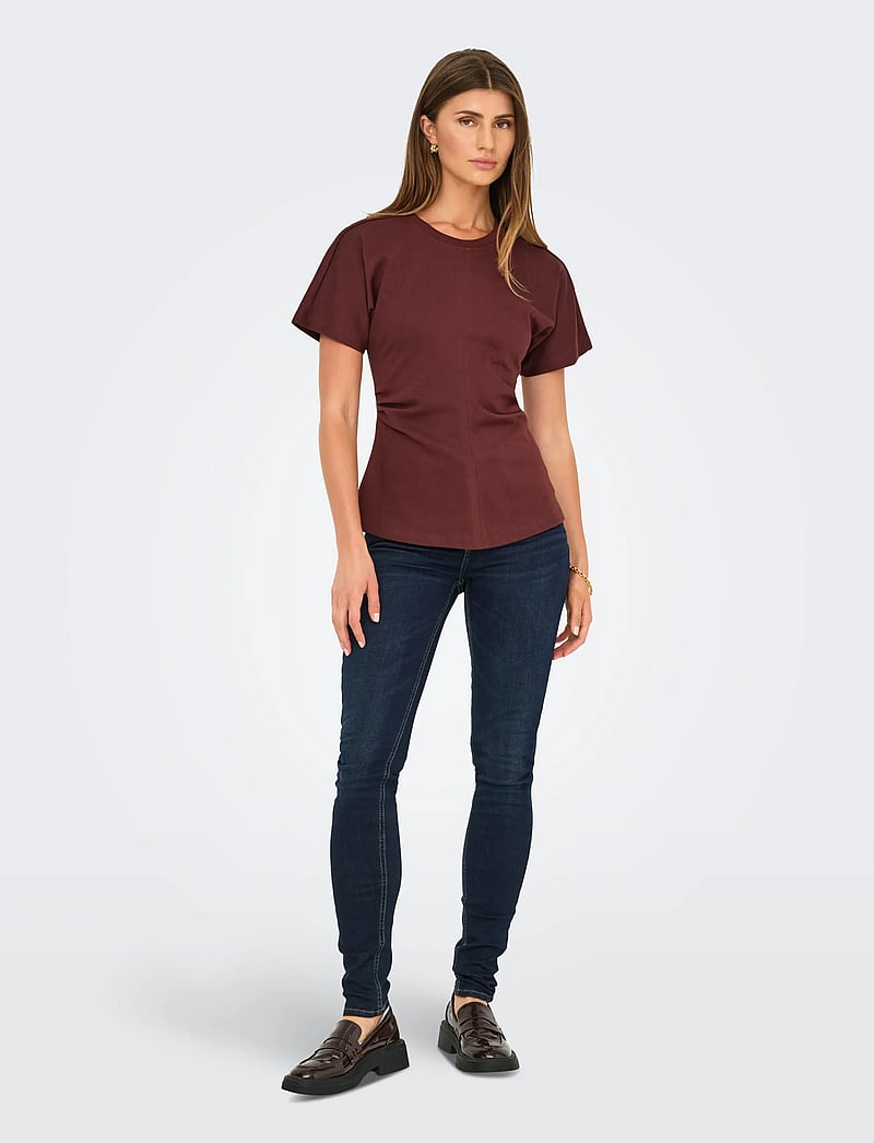 ONLY - ONLMARIE S/S RUCHING TOP JRS NOOS - t-shirts - rum raisin - 4
