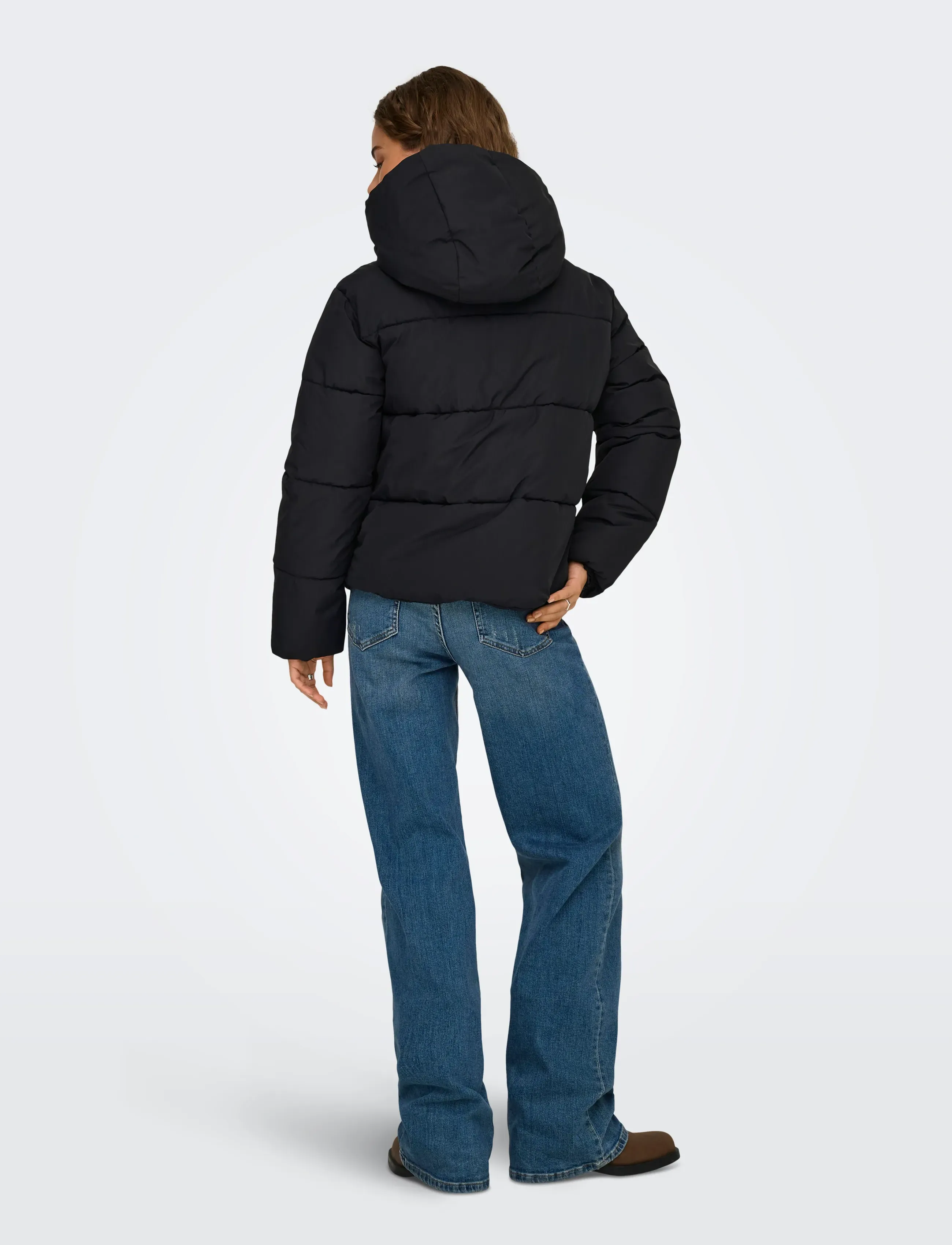 ONLY - ONLJUTA SHORT PUFFER OTW NOOS - frühlingsjacken - black - 3