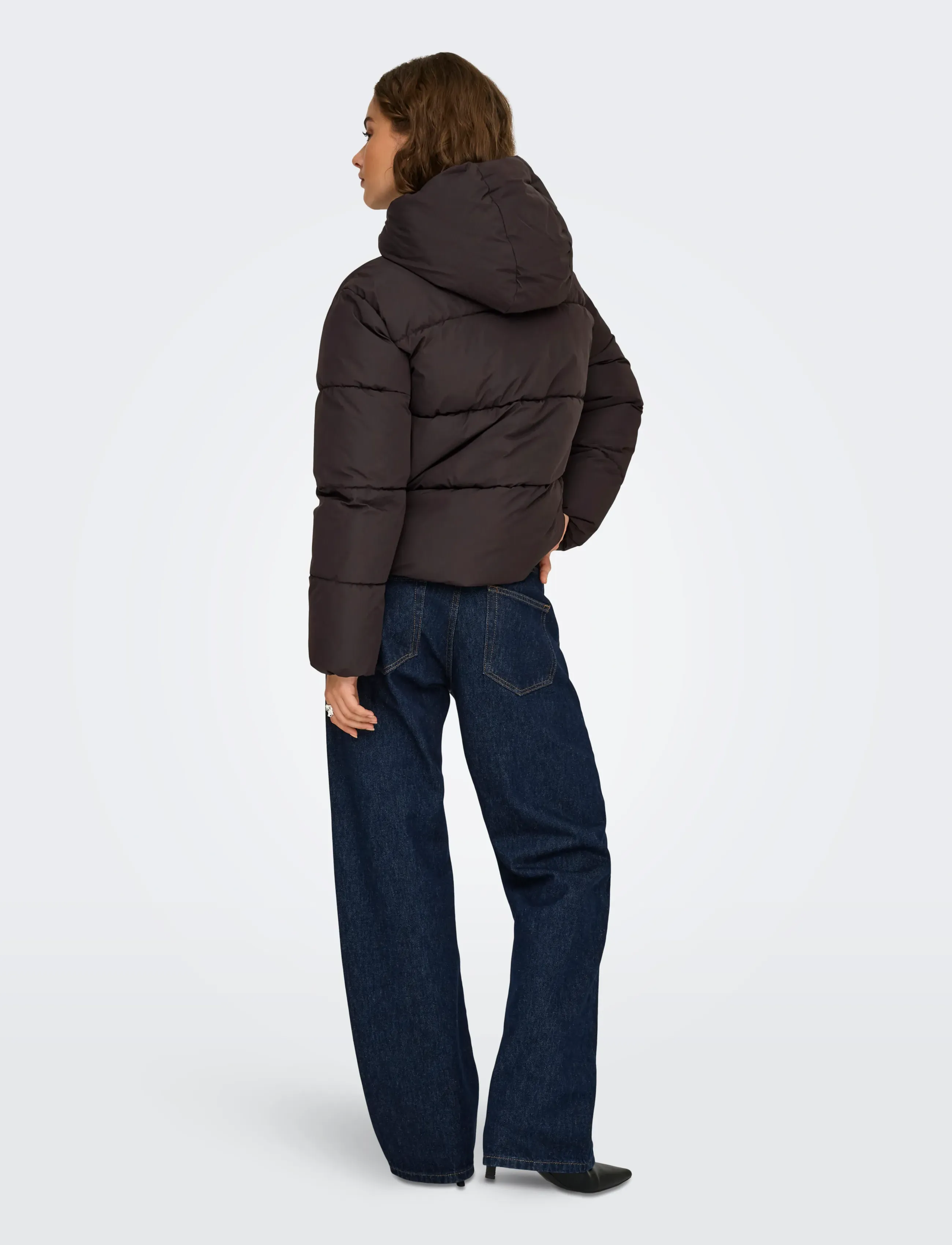 ONLY - ONLJUTA SHORT PUFFER OTW NOOS - frühlingsjacken - chocolate torte - 3