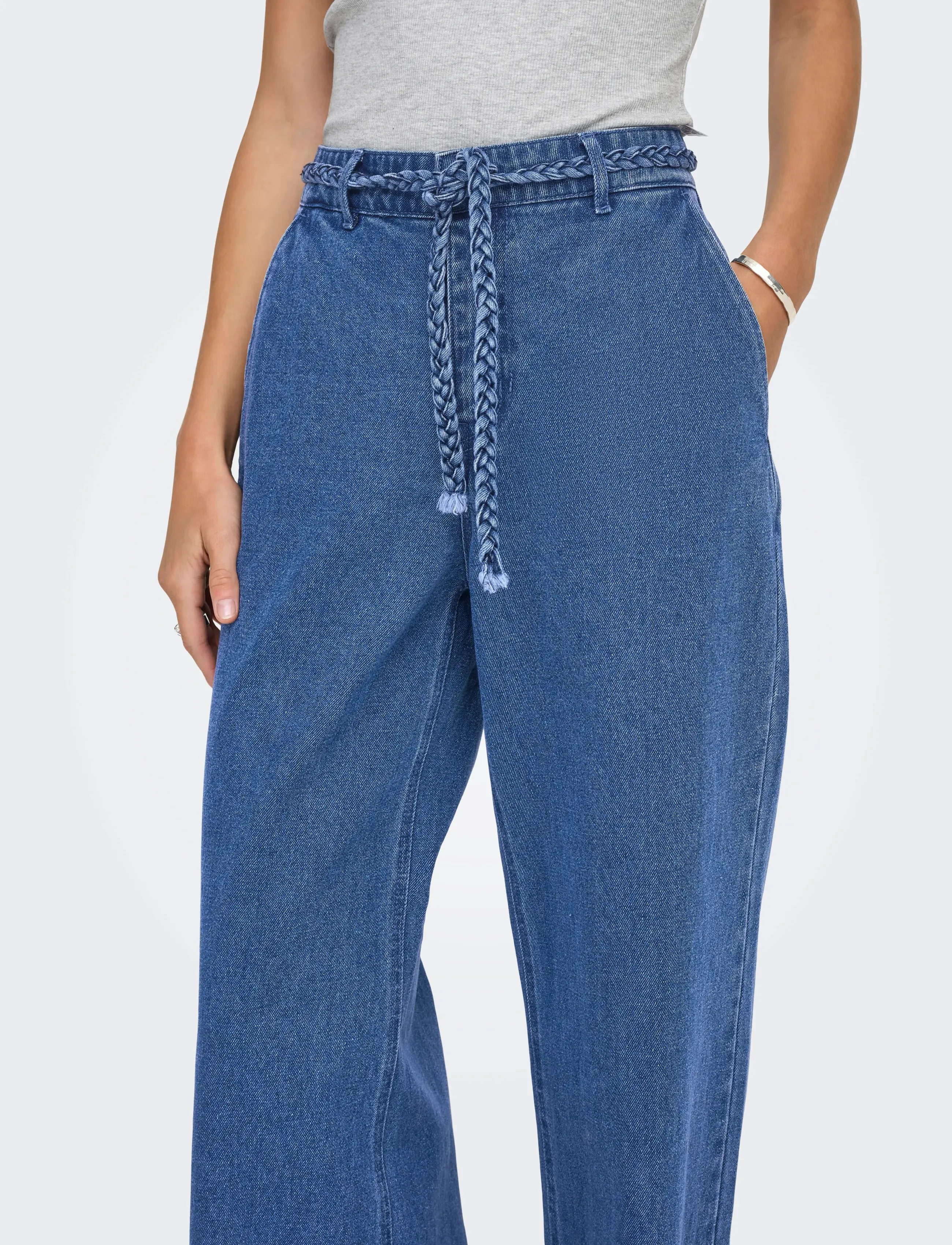 ONLY - ONLARLENE HW BRAID WIDE DNM YOR - hosen mit weitem bein - medium blue denim - 5