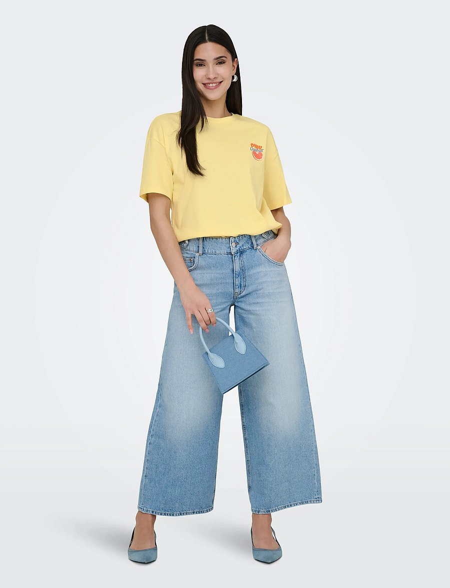 ONLY - ONLBOLETTE S/S TOP BOX CC JRS - t-shirts - sunlight - 4