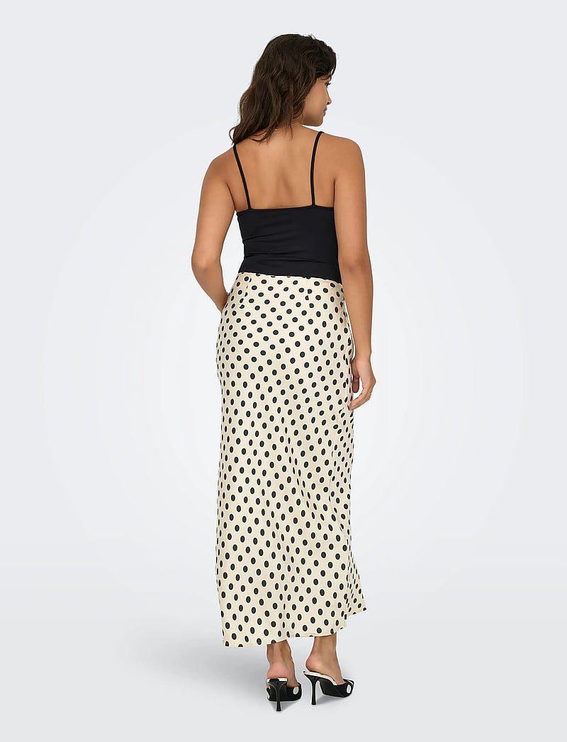 ONLY - ONLLYDIA LONG SATIN SKIRT WVN - satinröcke - frosted almond - 3