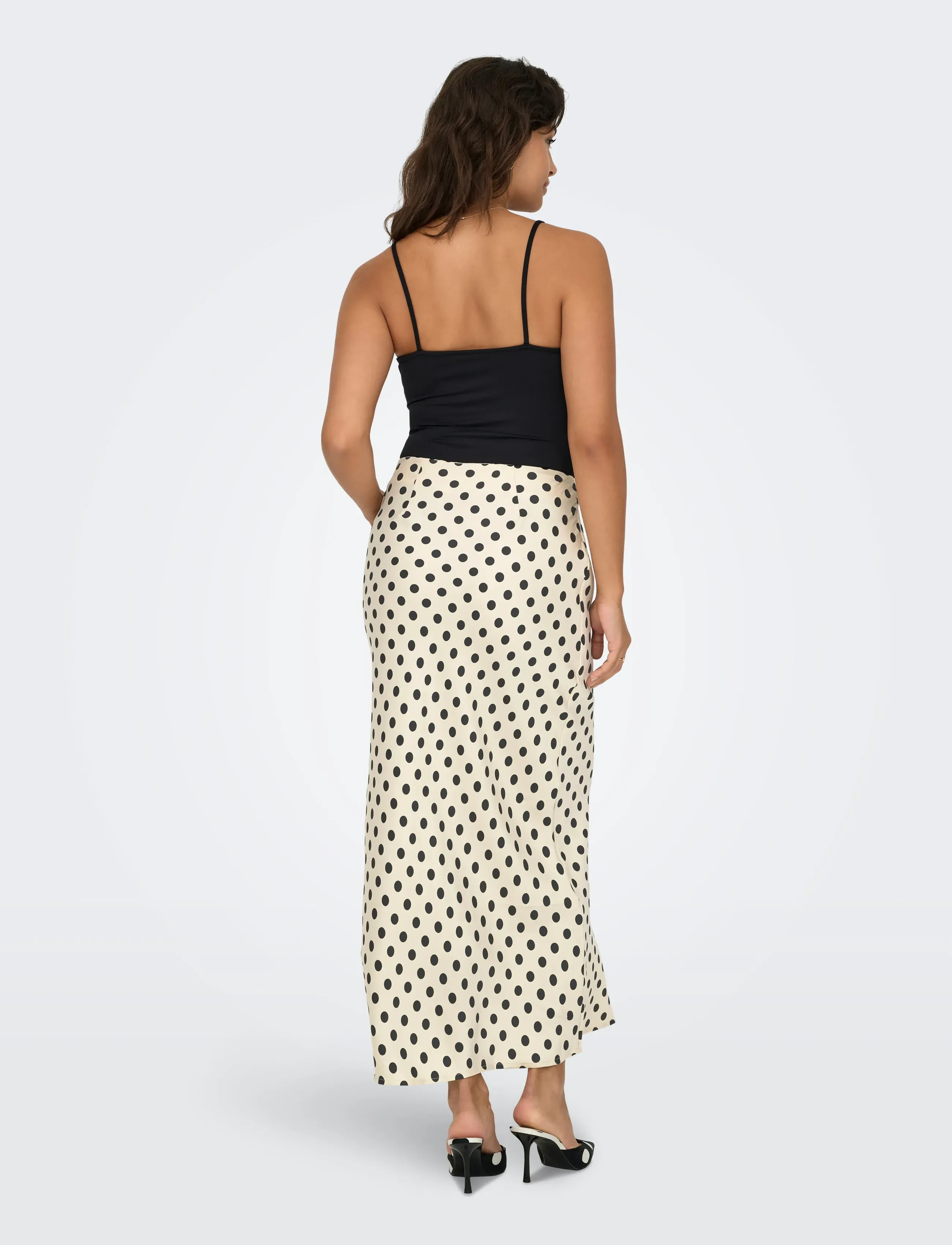 ONLY - ONLLYDIA LONG SATIN SKIRT WVN - maxi nederdele - frosted almond - 3