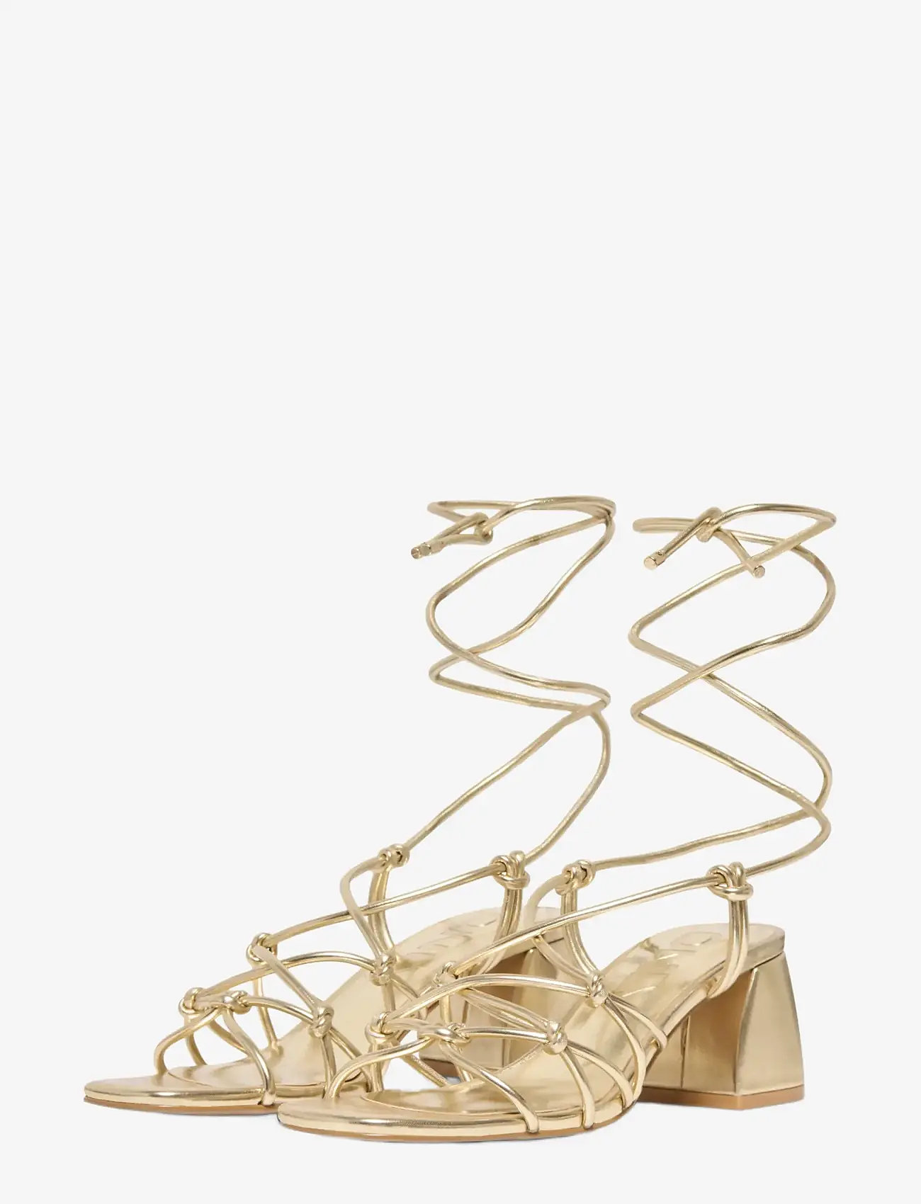 ONLY - ONLAVERY-3 PU WRAP AROUND HEELED SANDAL - sandaletten - gold colour - 2