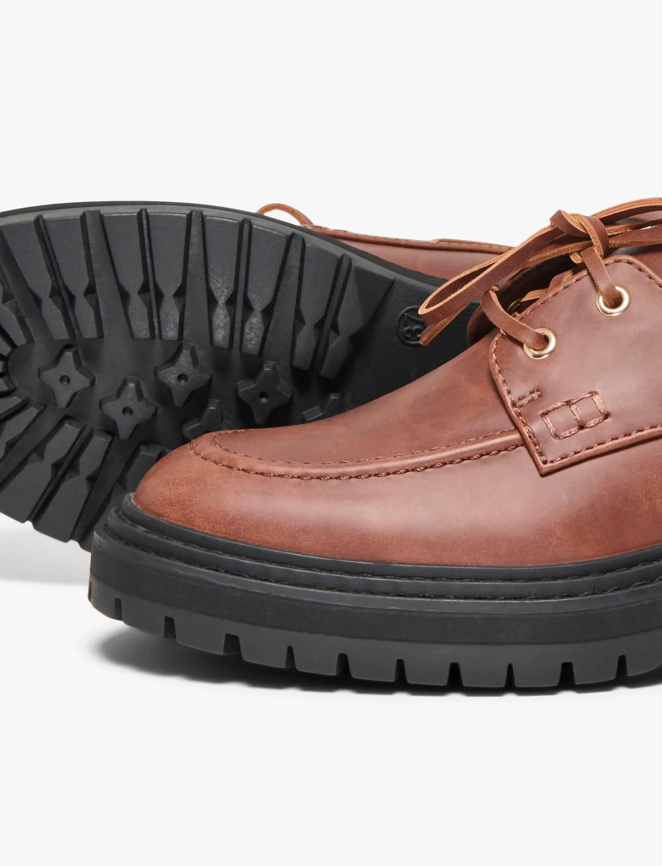 ONLY - ONLBETH-6 PU BOAT SHOE - bootsschuhe - cognac - 4