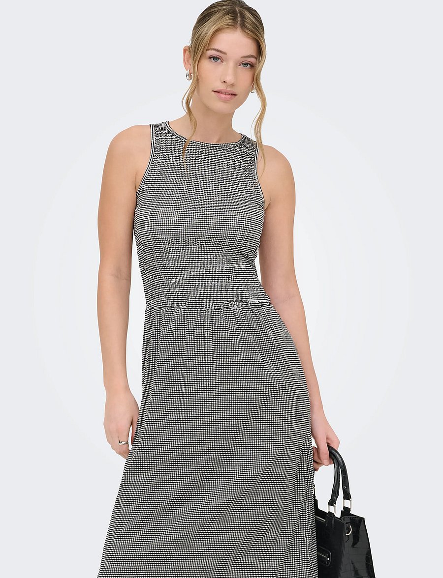 ONLY - ONLCELLE S/L SMOCK DRESS JRS - sommerkleider - black - 5
