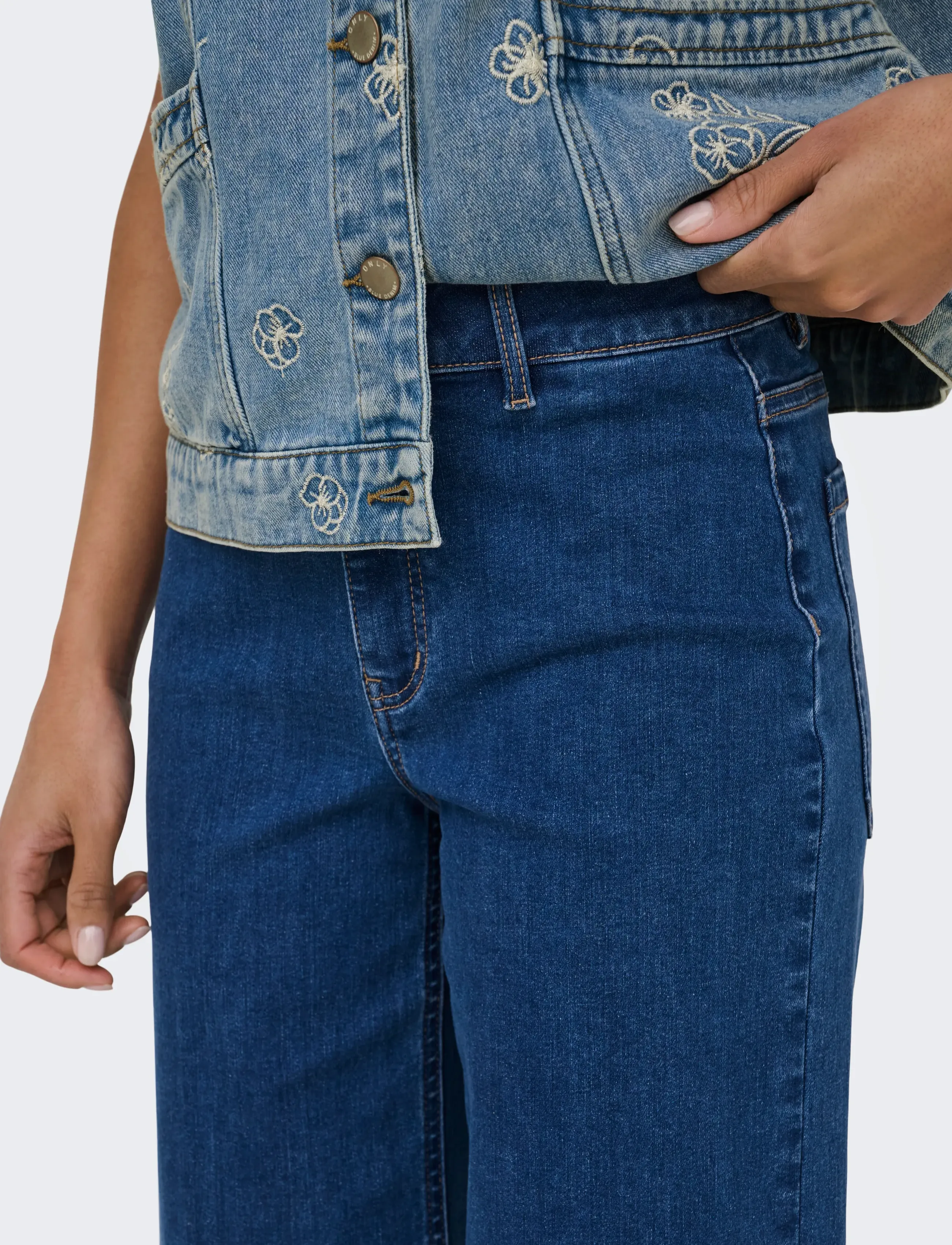 ONLY - ONLMADISON HW DO BT CRP WD DNM GUA85NOOS - brede jeans - medium blue denim - 5