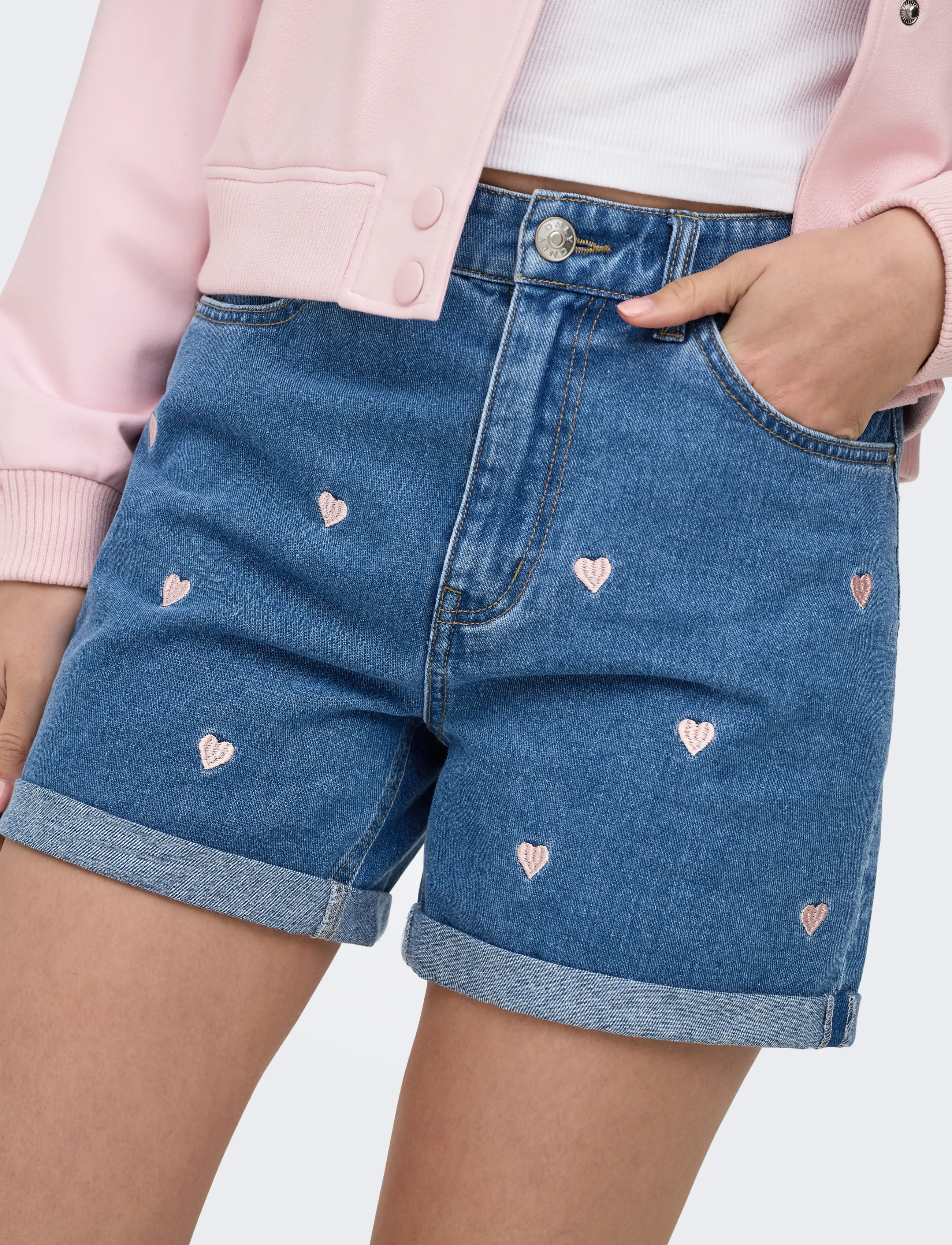 ONLY - ONLVEGA HW EMBROIDERY DNM SHORTS GUANOOS - jeansshorts - medium blue denim - 5