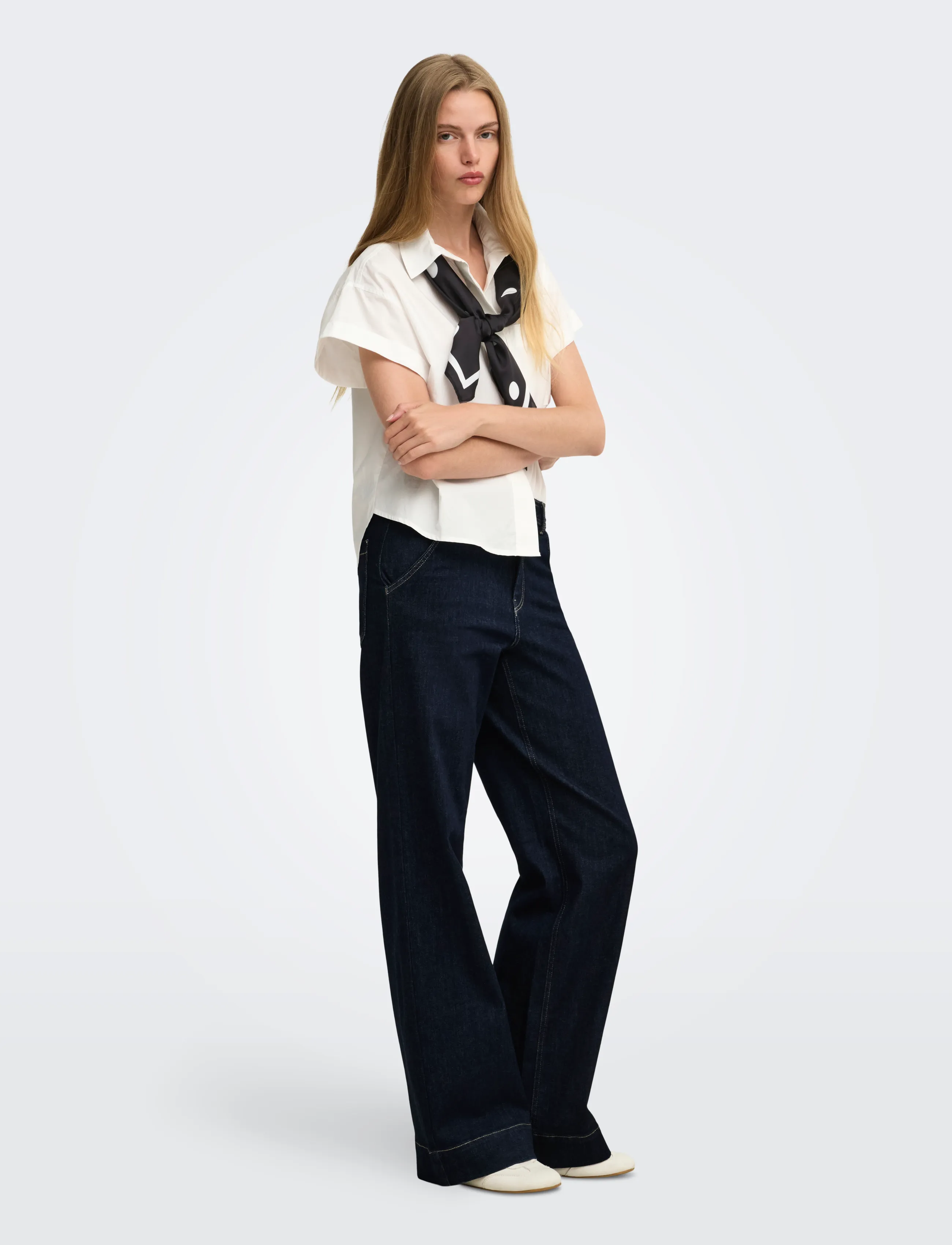 ONLY - ONLMADISON HW CHINO WIDE DNM GUA772 NOOS - hosen mit weitem bein - dark blue denim - 4