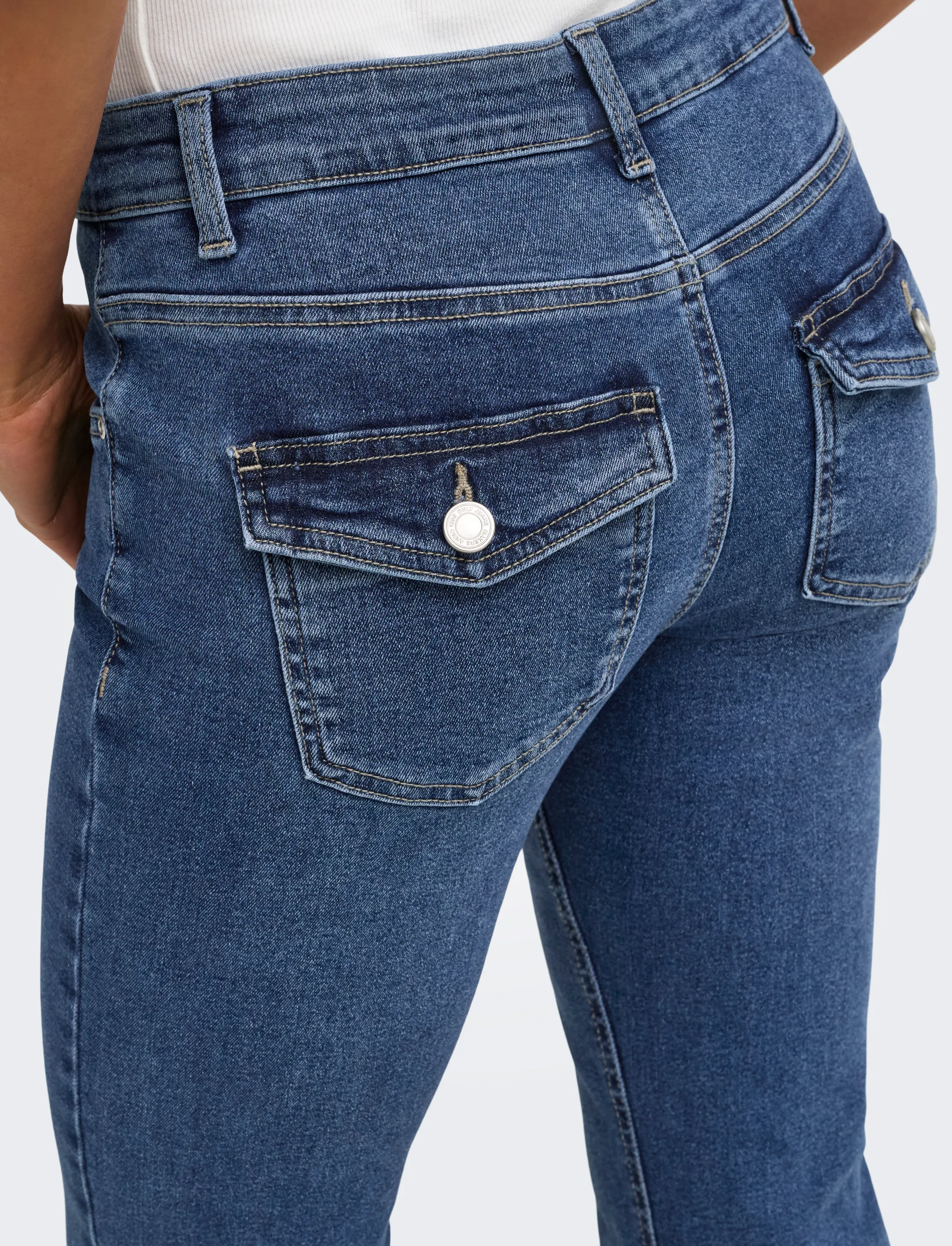 ONLY - ONLPHOEBE LW B-P FLARE DNM PIM454 NOOS - medium blue denim - 5