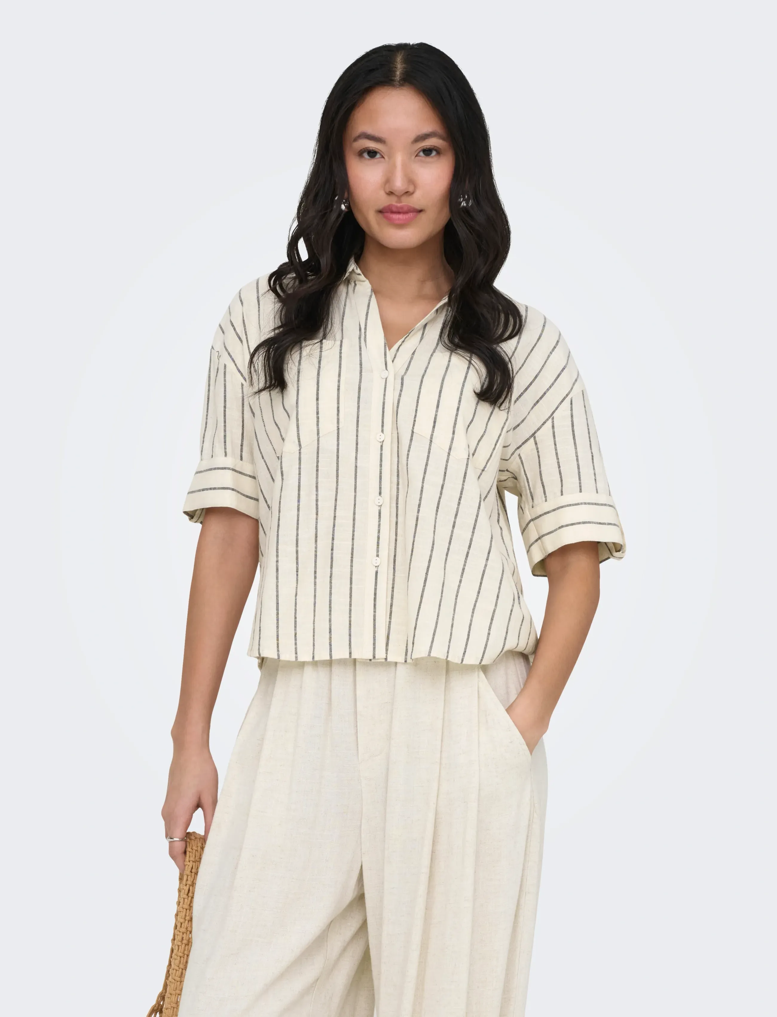 ONLY ONLTIZANA STRIPE S/S SHIRT WVN NOOS - Shirts - SILVER LINING / cream
