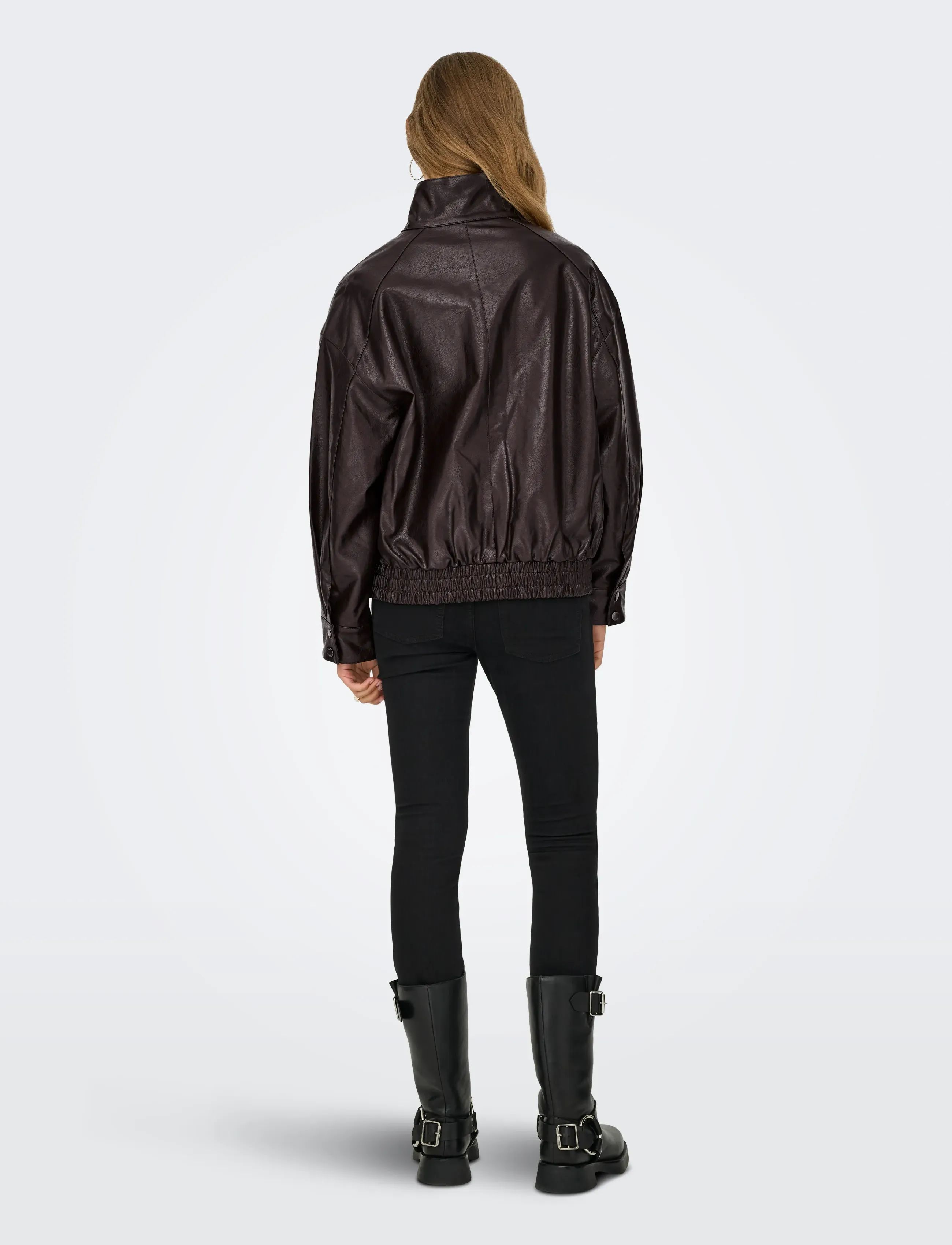 ONLY - ONLJULIA FAUX LEATHER OVZ. BOMBER OTW - leather jackets - chocolate torte - 3