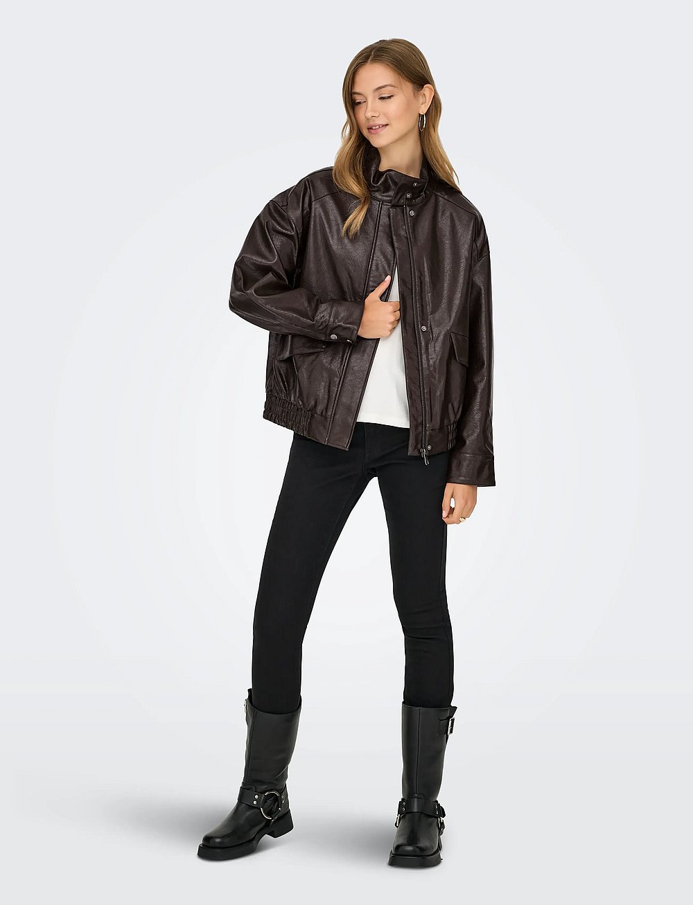 ONLY Onljulia Faux Leather Ovz Bomber Otw Chocolate Torte Brun 558 only-onljulia-faux-leather-ovz-bomber-otw-chocolate-torte-brun-558