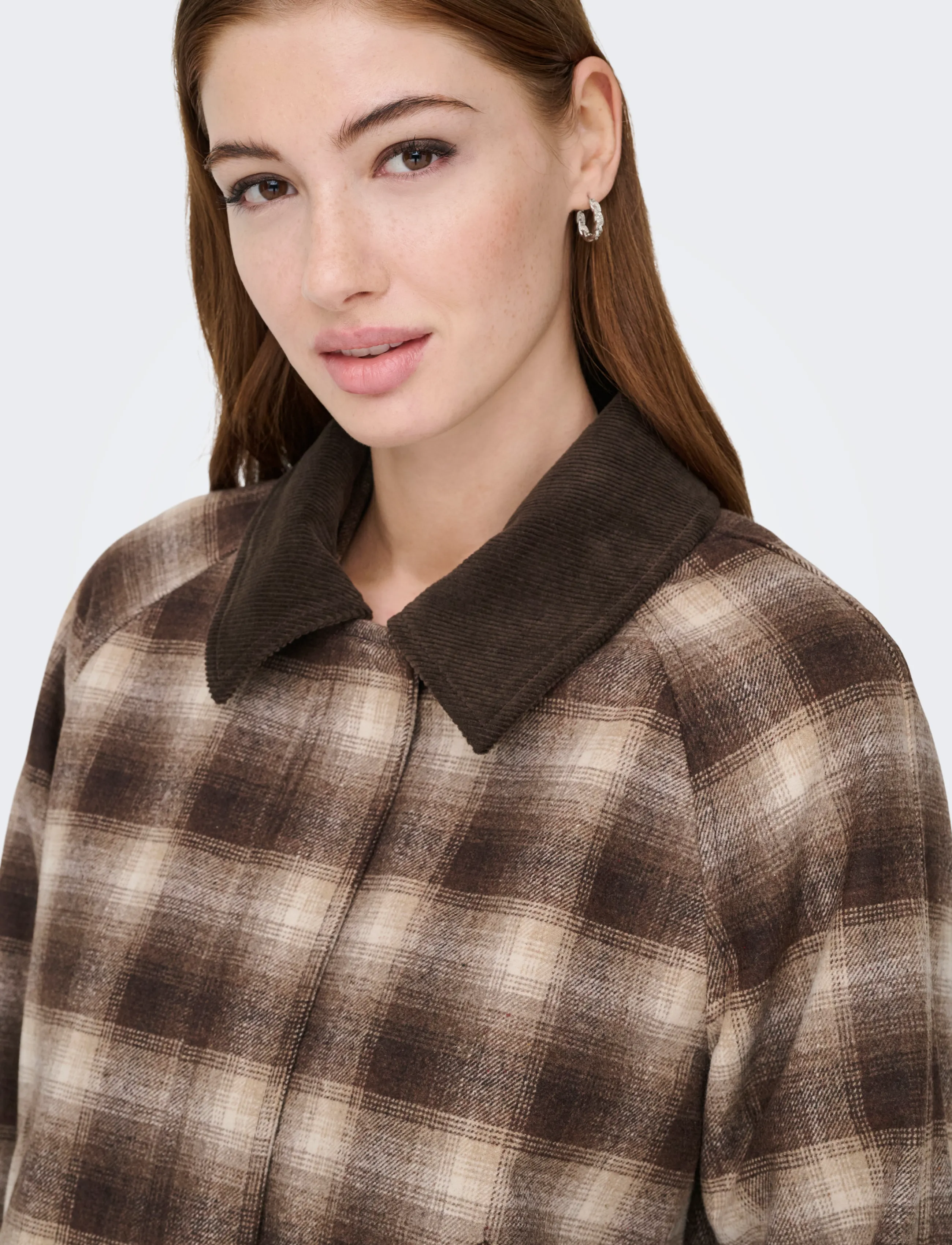 ONLY - ONLKINE CHECKED CORD JACKET CC OTW - winterjacken - chocolate martini - 5
