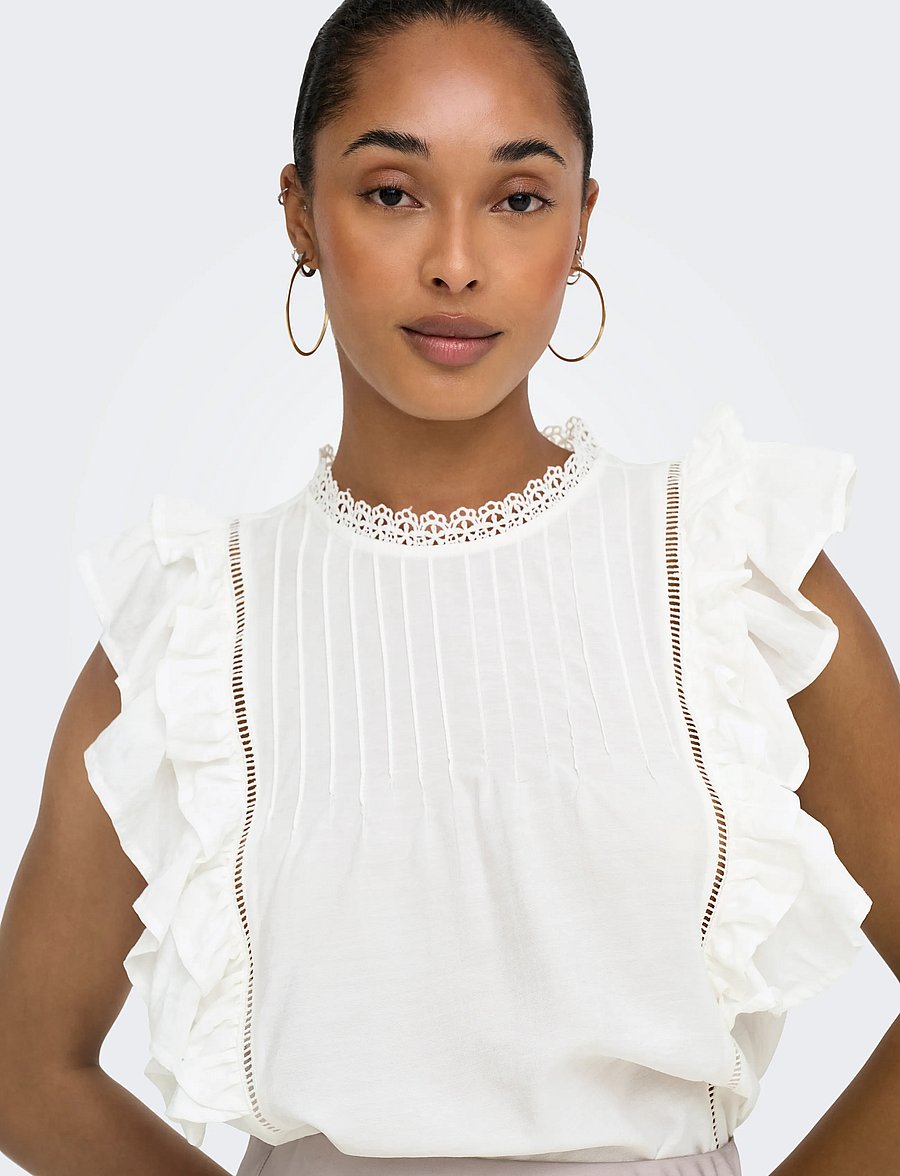 ONLY - ONLLUNA SL FRILL TOP WVN - Ärmlösa blusar - cloud dancer - 5