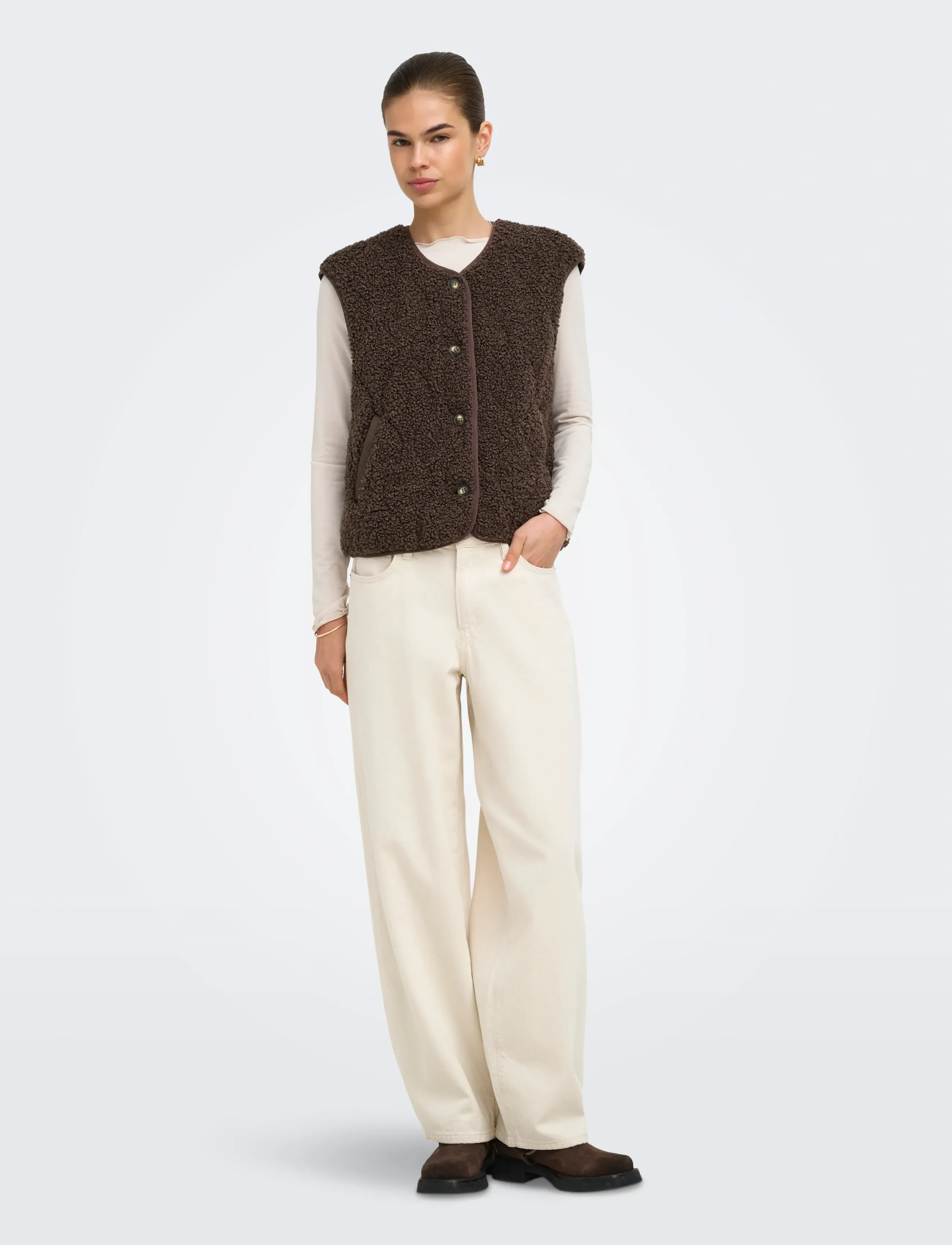 ONLY - ONLINES TEDDY WAISTCOAT CC OTW - fleece- und teddy-westen - chocolate martini - 4