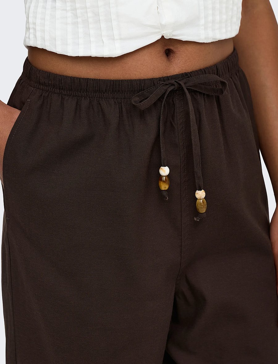 ONLY - ONLISOLA MW PULL-UP WIDE PANT PNT - hosen mit weitem bein - coffee bean - 5