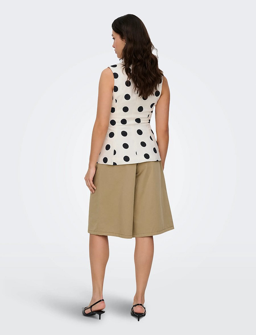 ONLY - ONLVIESTA S/L LINEN BL WAISTCOAT TLR - Ülikonna vestid - cloud dancer - 3