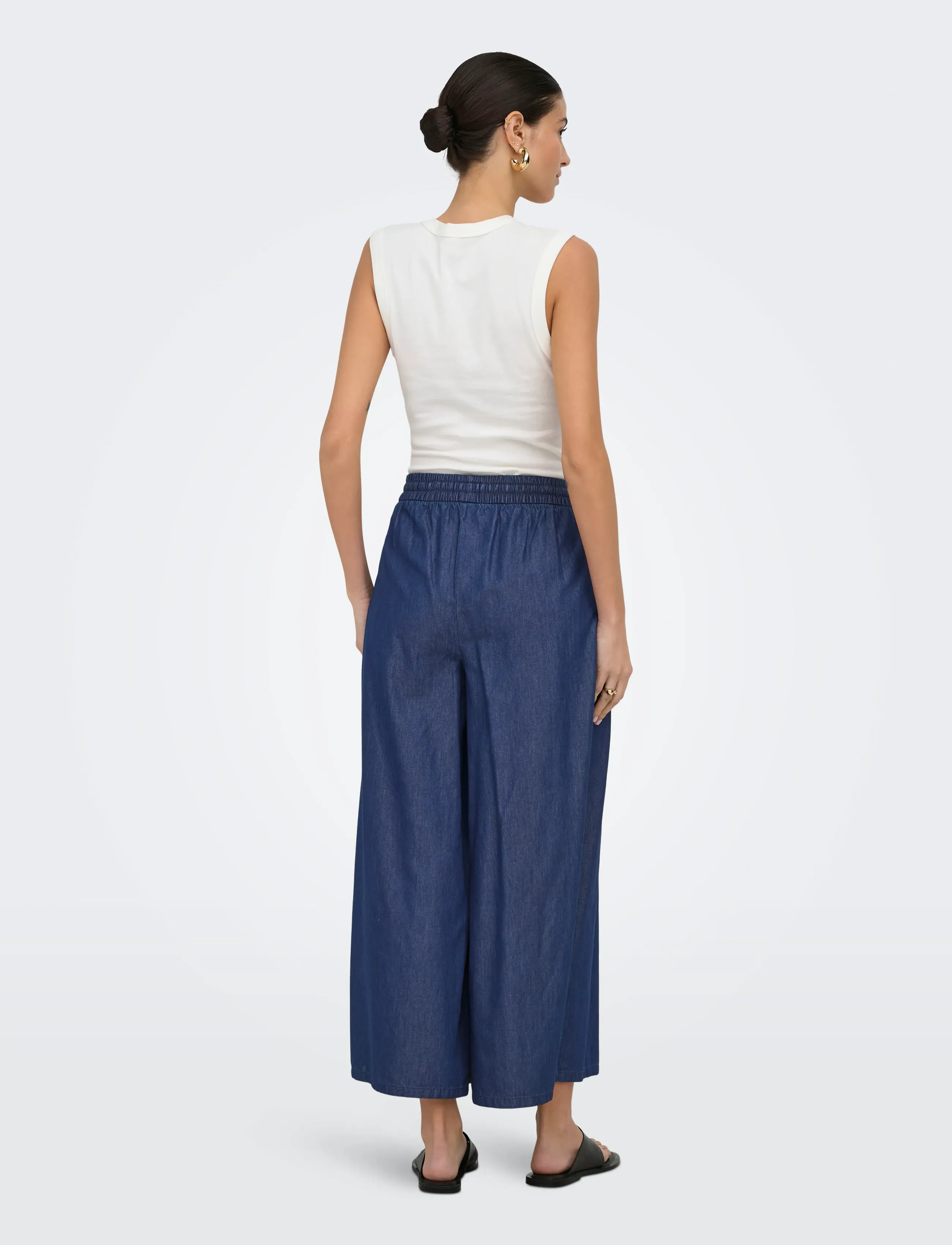 ONLY - ONLBEA BEAD HW WIDE PALAZZO DNM QYT - wide leg jeans - dark blue denim - 3