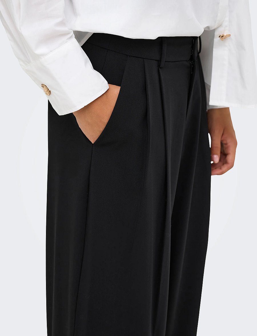 ONLY - ONLSONJA HW WIDE PLEAT PANT TLR NOOS - black - 5