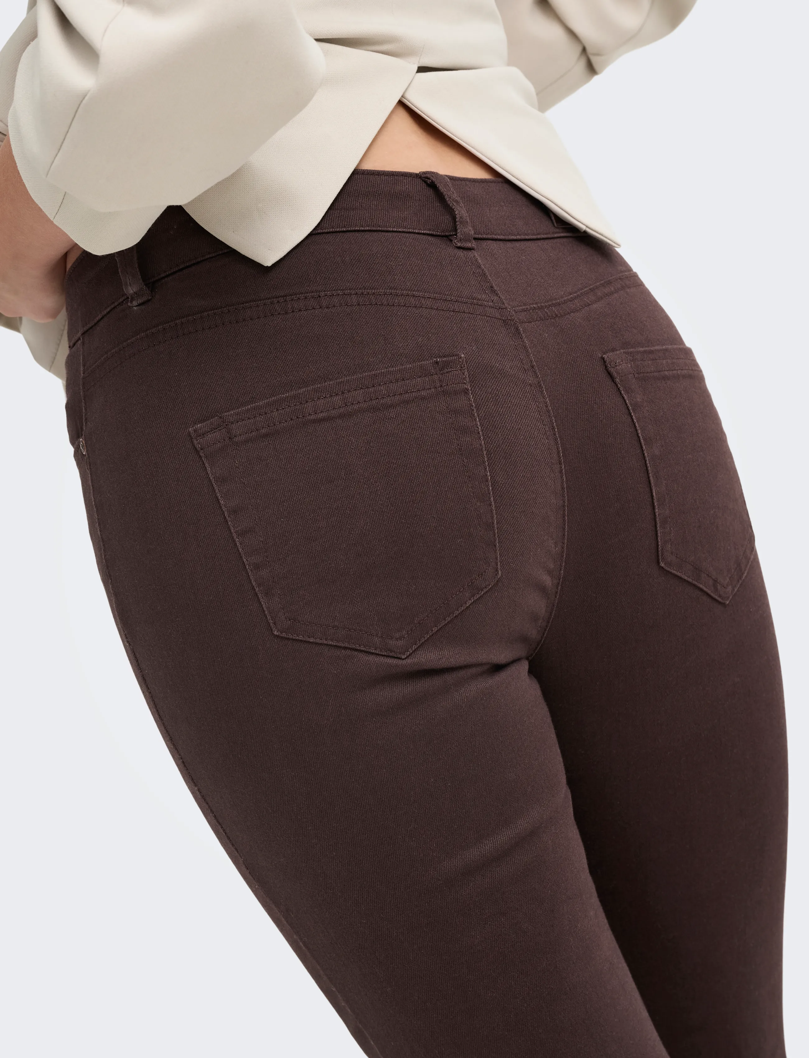 ONLY - ONLBLUSH MID FLARED COLOUR PANT PNT NOOS - schlaghosen - black coffee - 5
