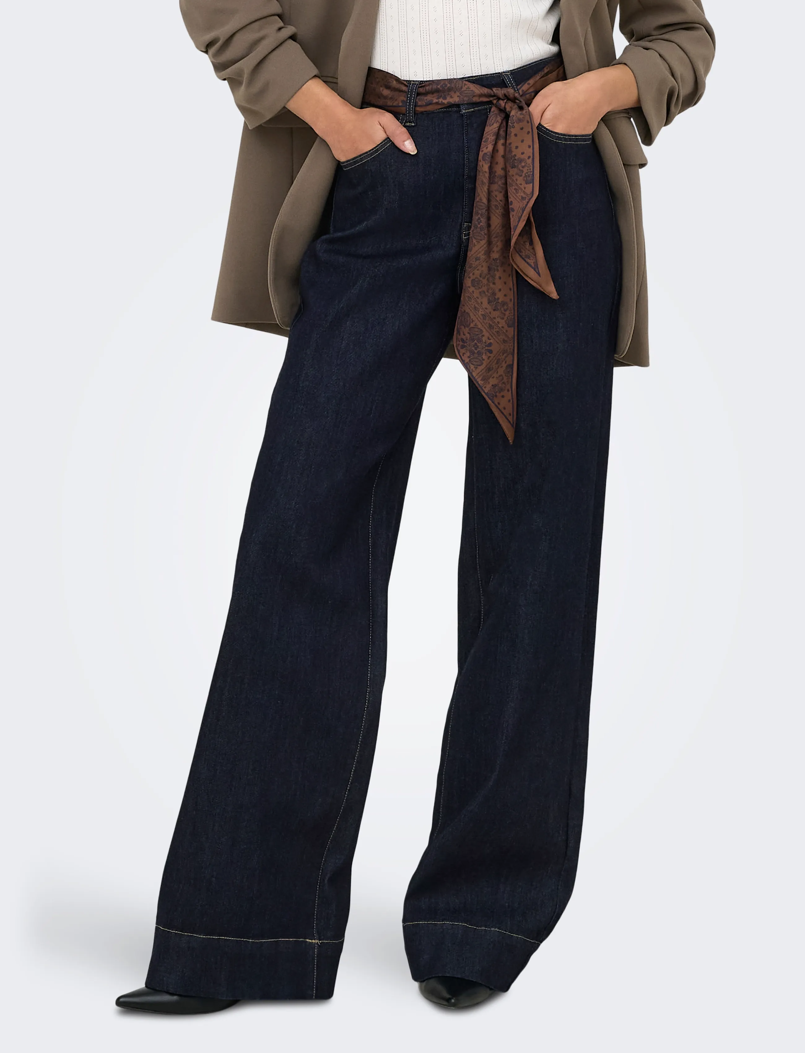 ONLY ONLMADISON BLUSH HW WD SCF DNM GUA12NOOS - Hosen mit weitem Bein - DARK BLUE DENIM / navy