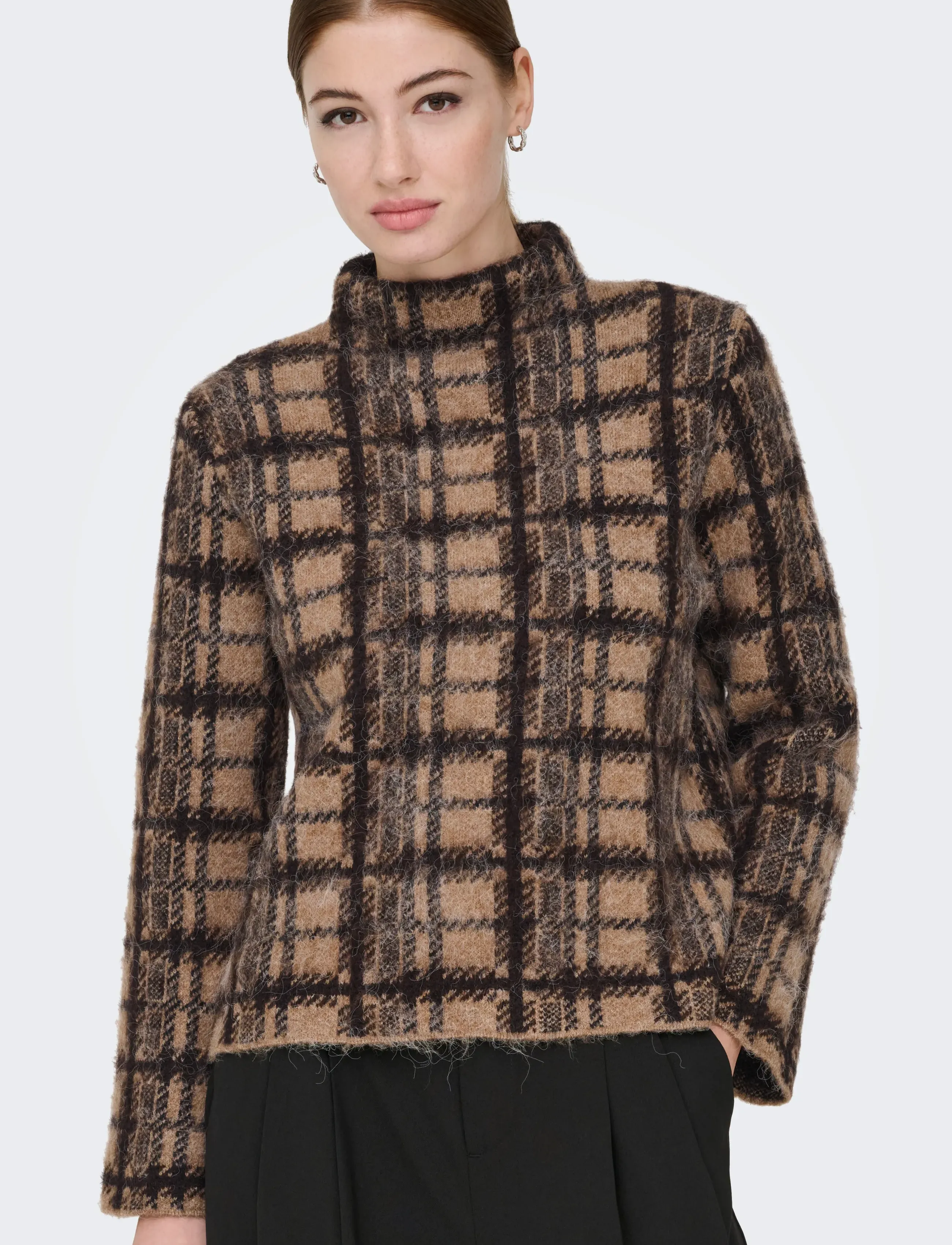 ONLY ONLLOUISE LS HIGHNECK EX KNT - Naistele - CHOCOLATE TORTE / brown